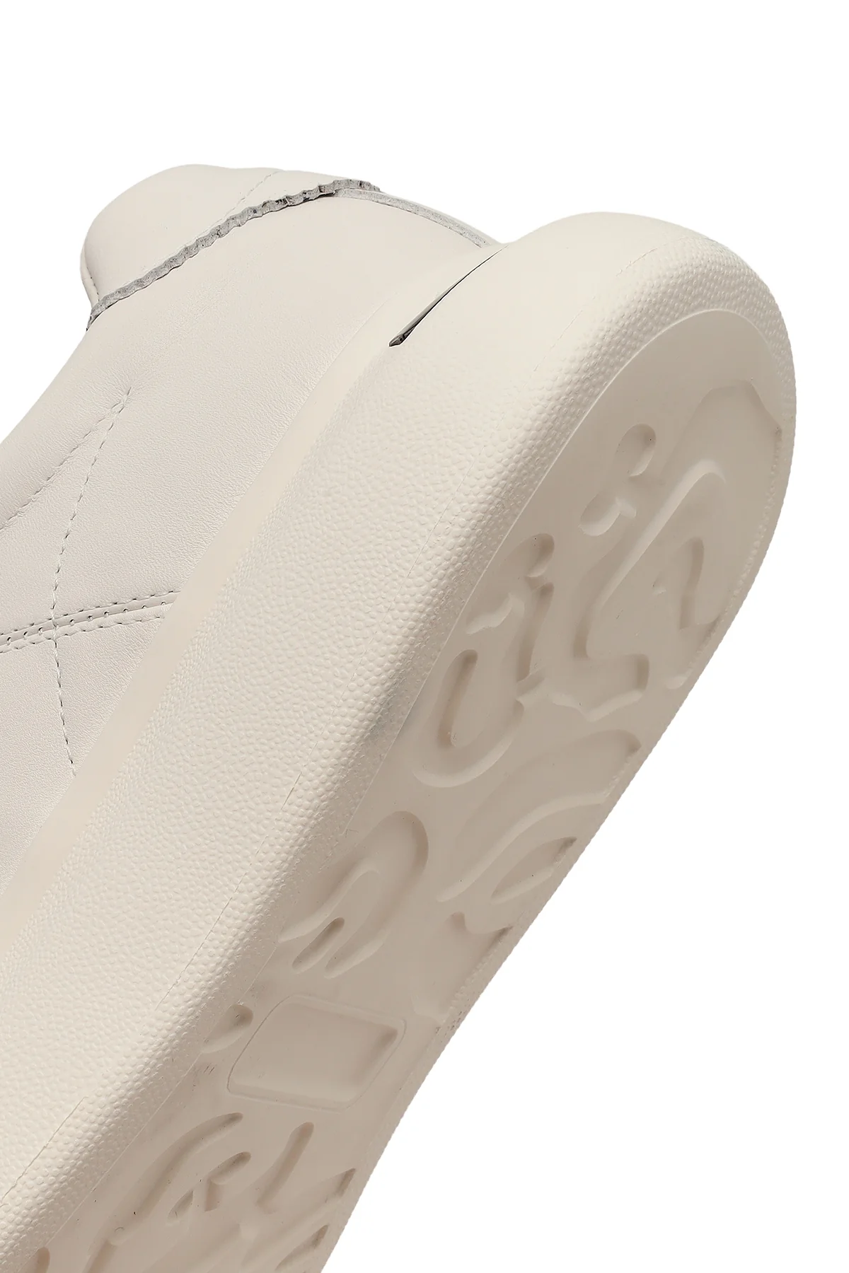 Erkek Beyaz Bağcıklı Kalın Tabanlı Deri Sneaker - Image 9