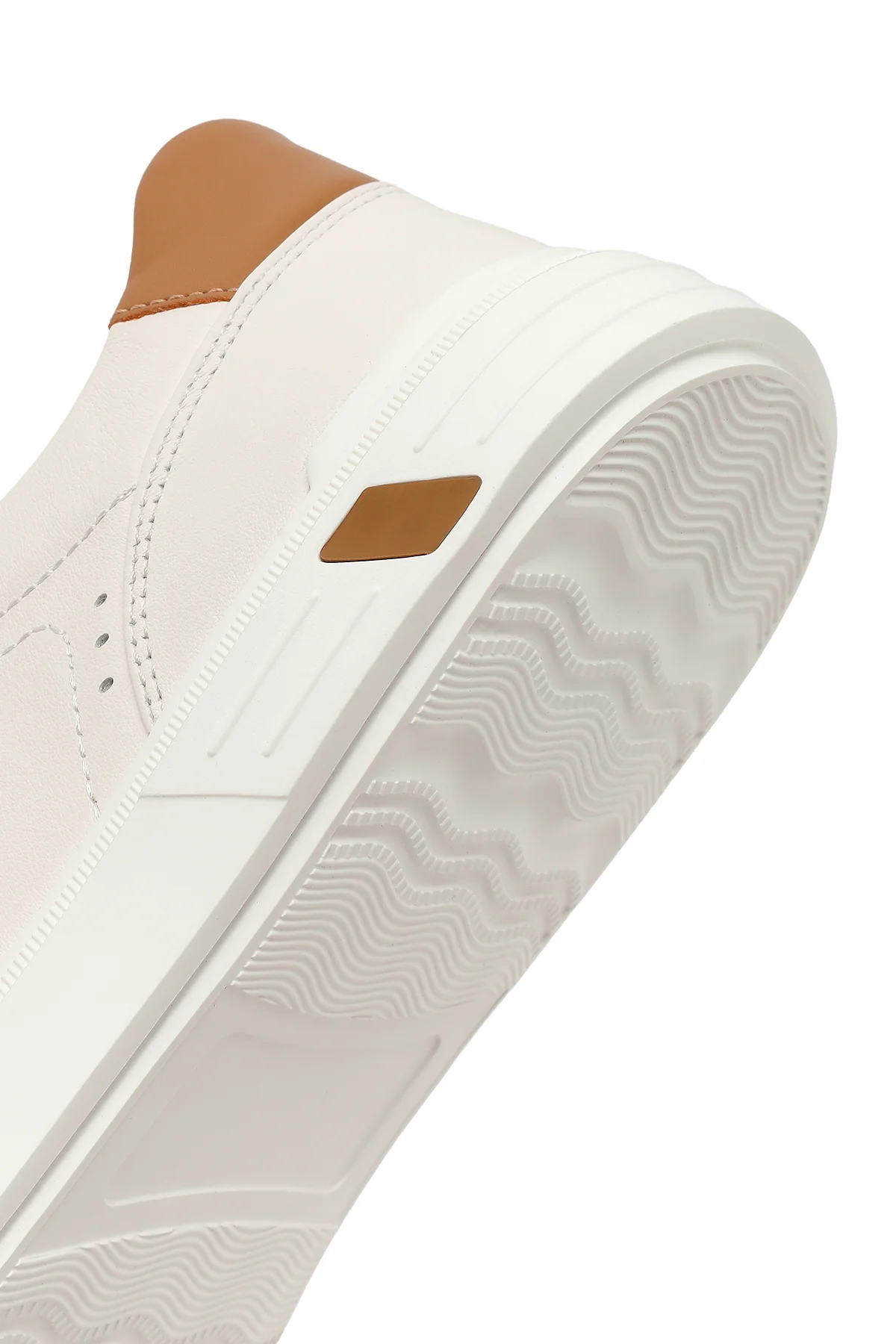 Erkek Beyaz Bağcıklı Kalın Tabanlı Deri Sneaker - Image 8