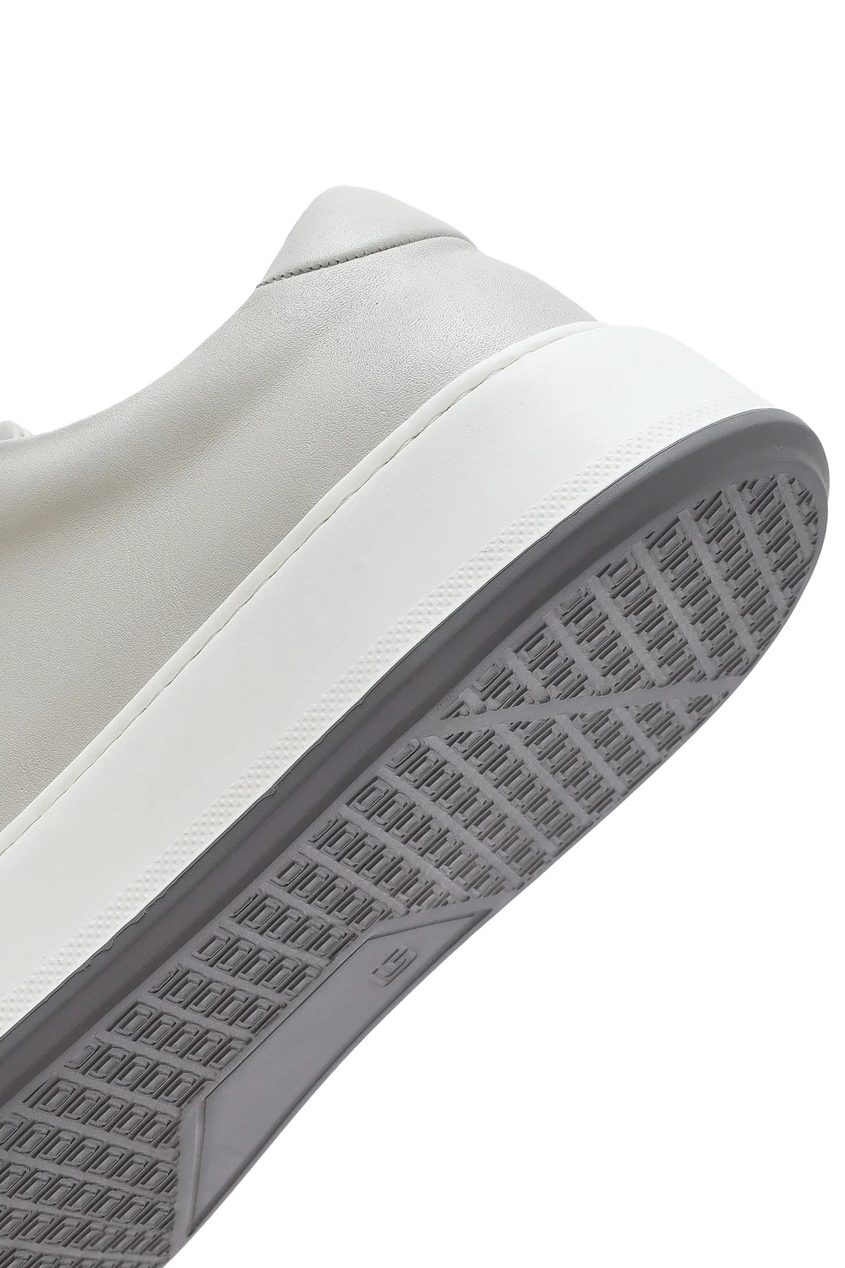 Erkek Beyaz Kalın Tabanlı Bağcıklı Deri Sneaker - Image 8