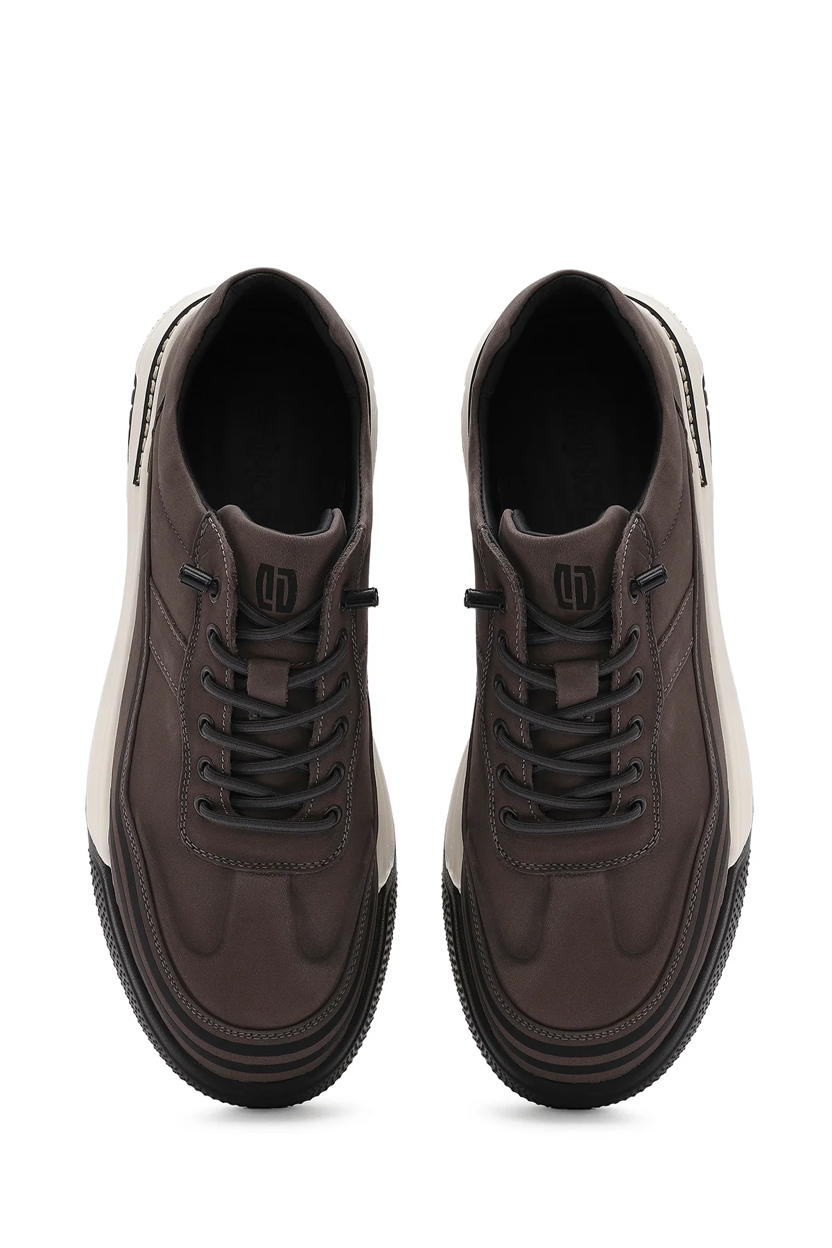 Erkek Gri Bağcıklı Kalın Tabanlı Nubuk Deri Sneaker - Image 7