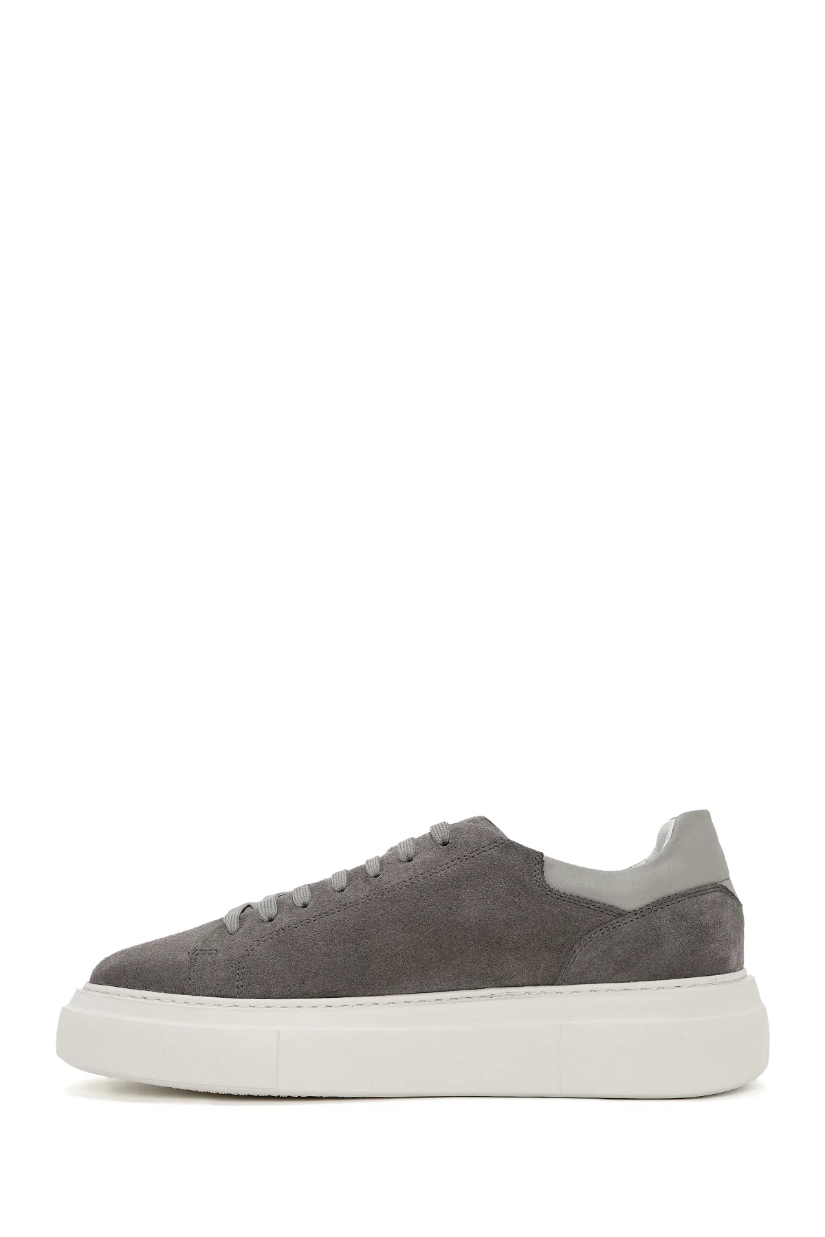 Erkek Gri Bağcıklı Kalın Tabanlı Süet Deri Sneaker - Image 2