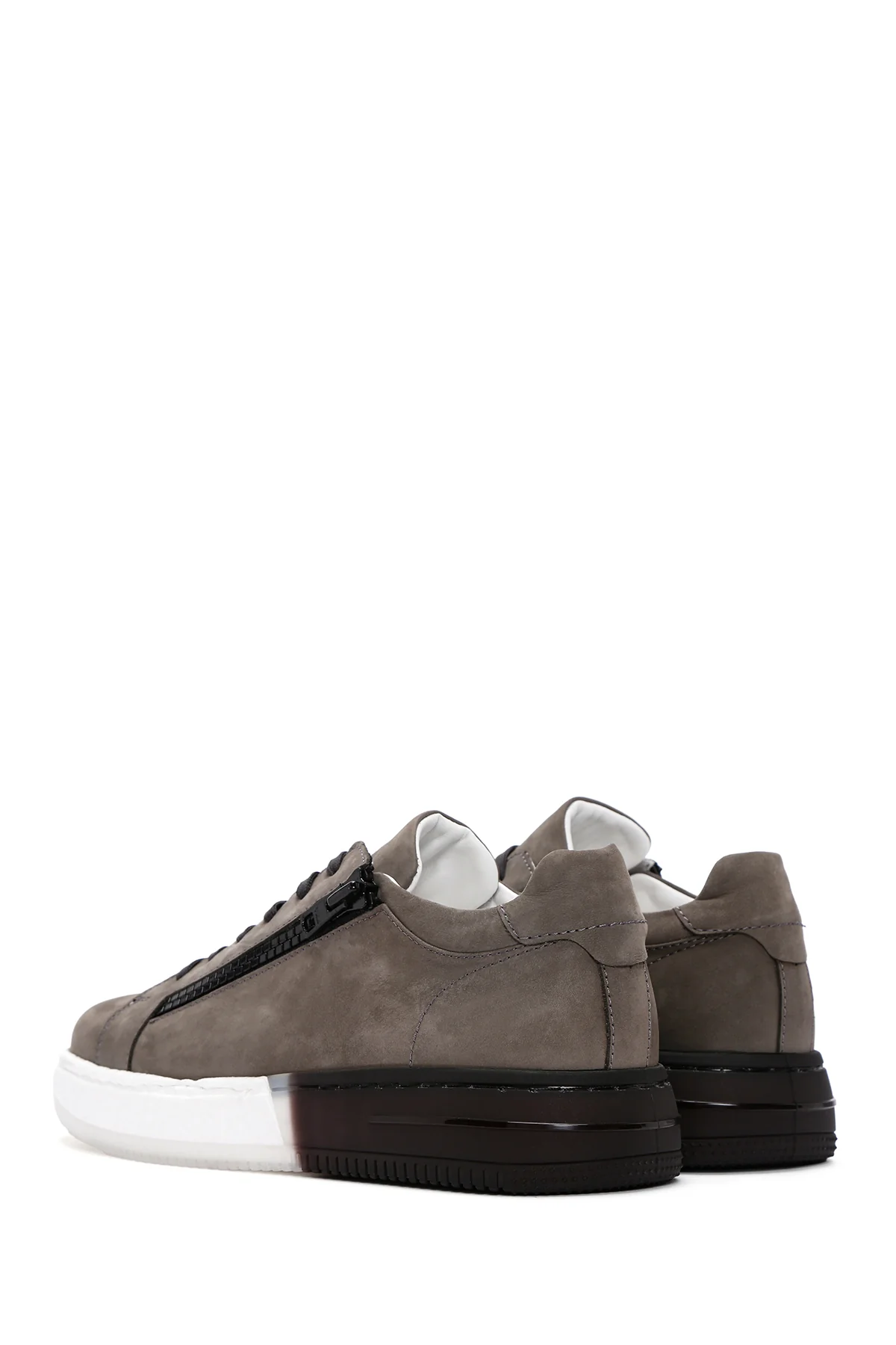 Erkek Gri Bağcıklı Nubuk Deri Sneaker - Image 5