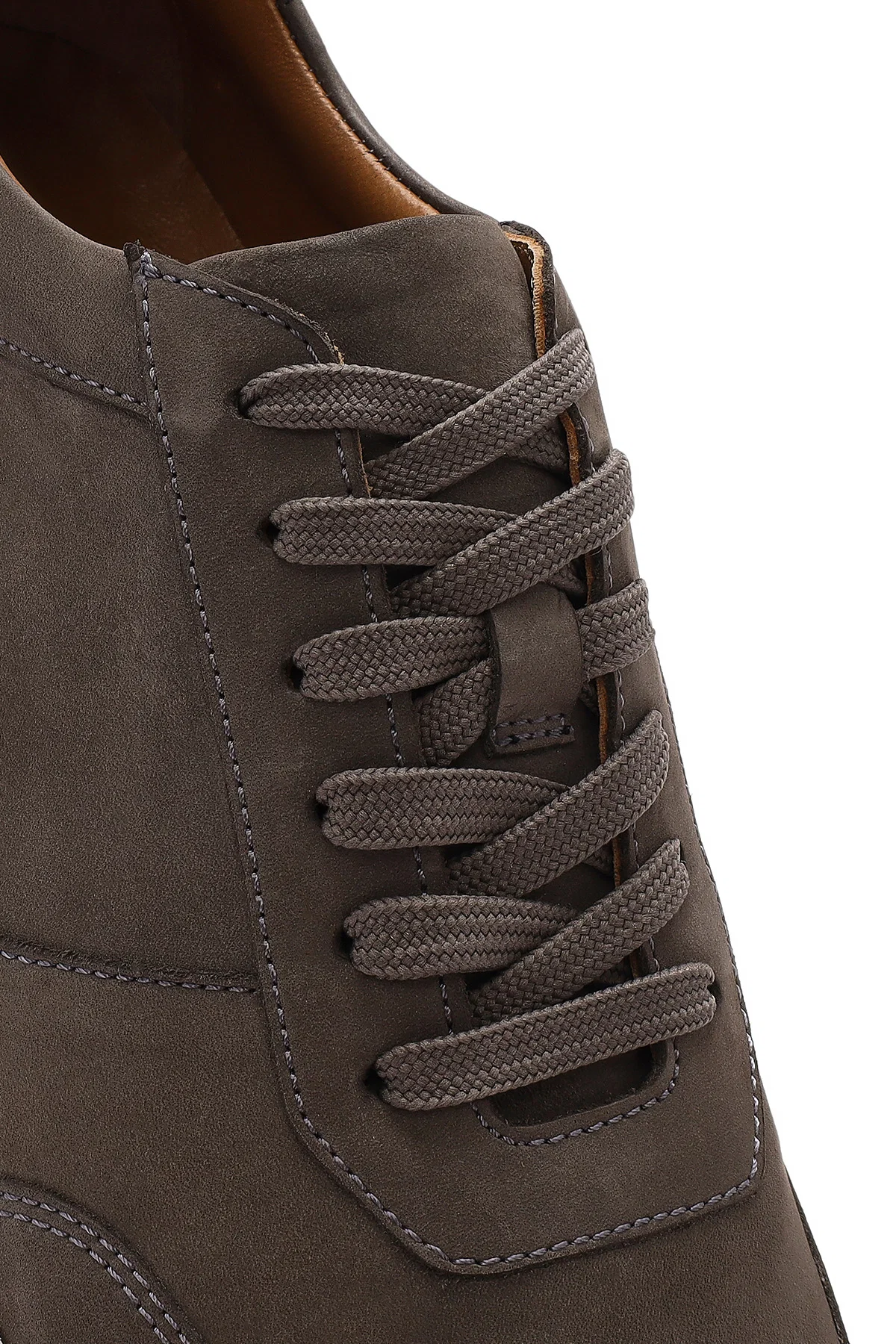 Erkek Gri Bağcıklı Nubuk Deri Sneaker - Image 8