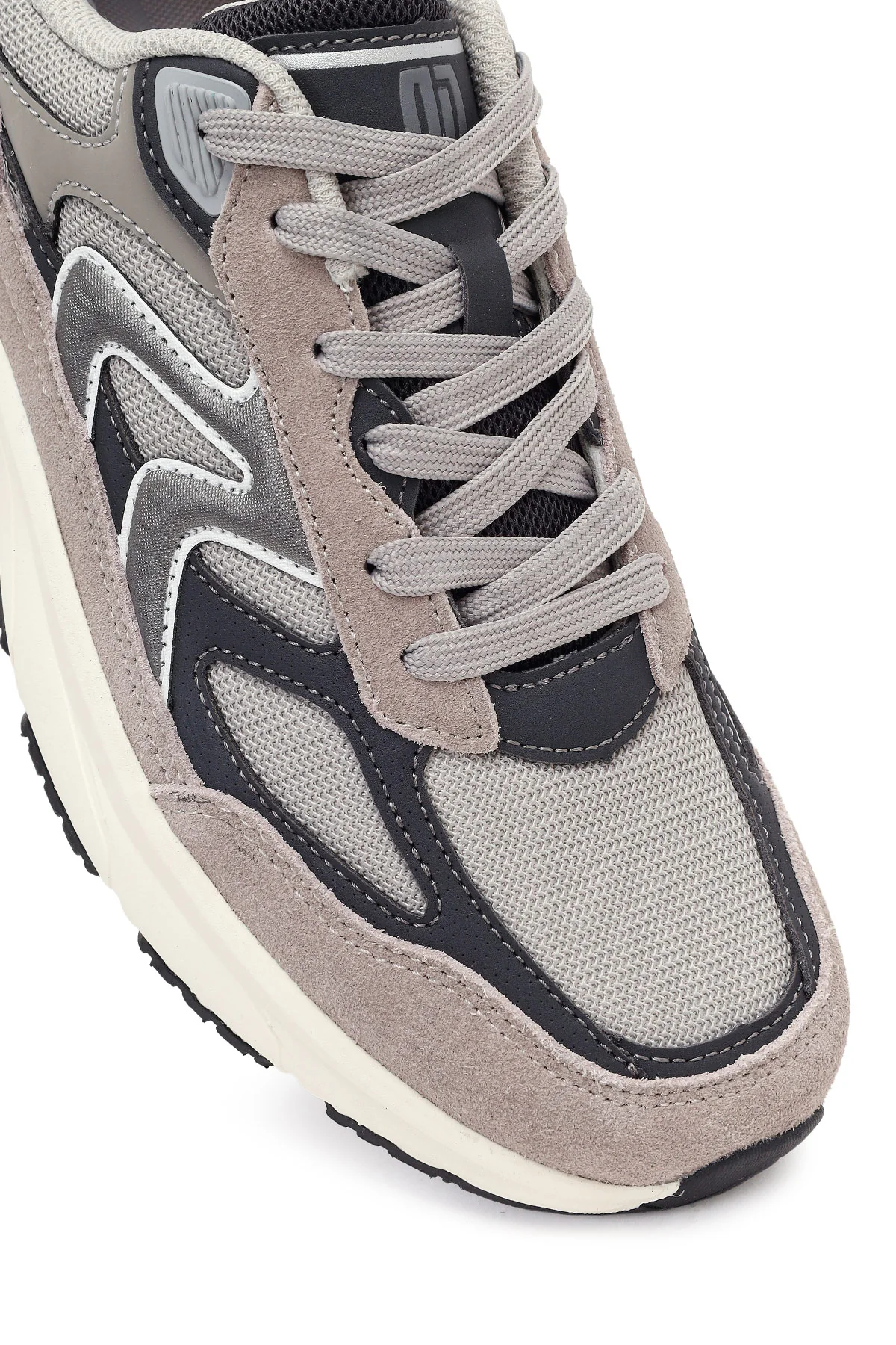 Erkek Gri Kalın Tabanlı Bağcıklı Deri Sneaker - Image 10