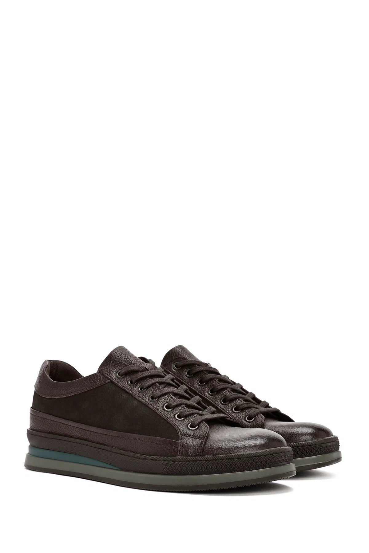 Erkek Kahverengi Bağcıklı Deri Casual Sneaker - Image 3