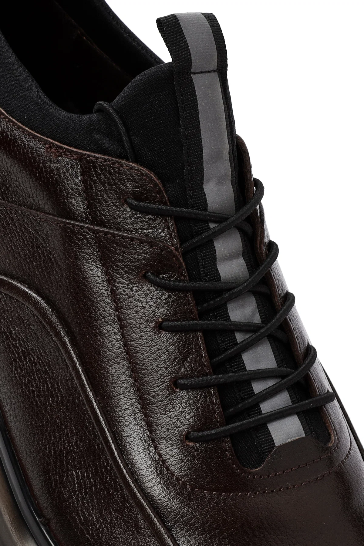 Erkek Kahverengi Bağcıklı Deri Casual Sneaker - Image 10
