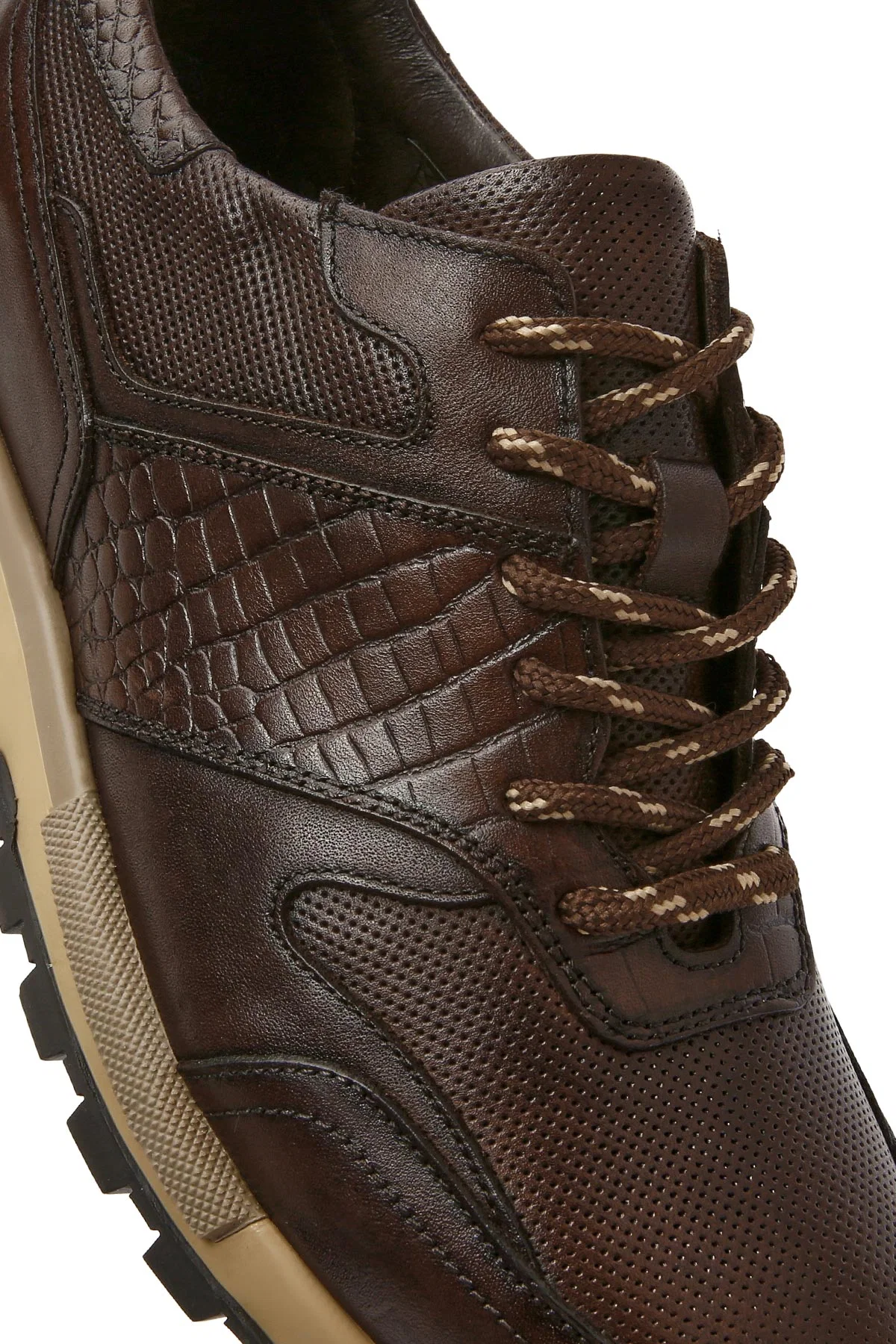 Erkek Kahverengi Bağcıklı Deri Casual Sneaker - Image 9