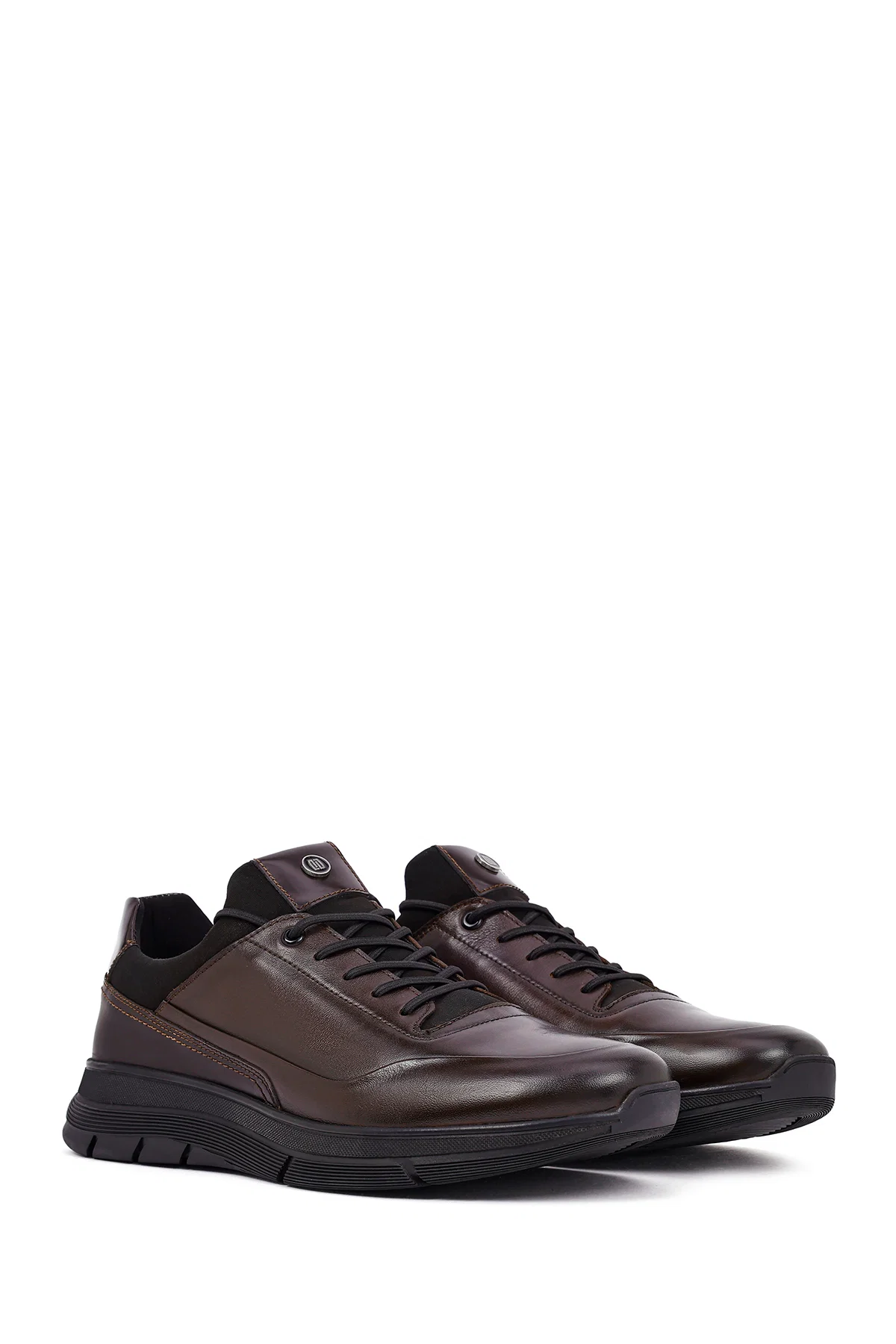 Erkek Kahverengi Bağcıklı Deri Casual Sneaker - Image 3