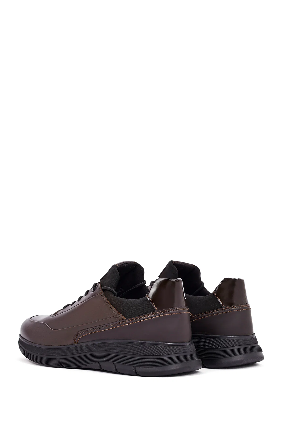 Erkek Kahverengi Bağcıklı Deri Casual Sneaker - Image 5