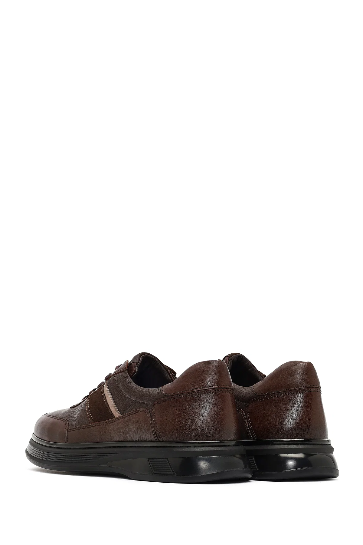 Erkek Kahverengi Bağcıklı Deri Casual Sneaker - Image 5