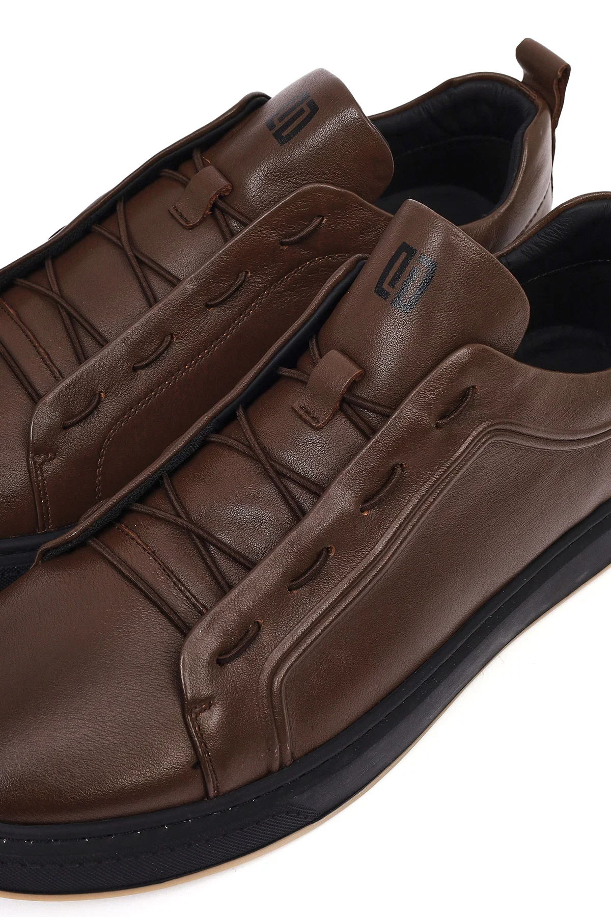 Erkek Kahverengi Bağcıklı Deri Sneaker - Image 10