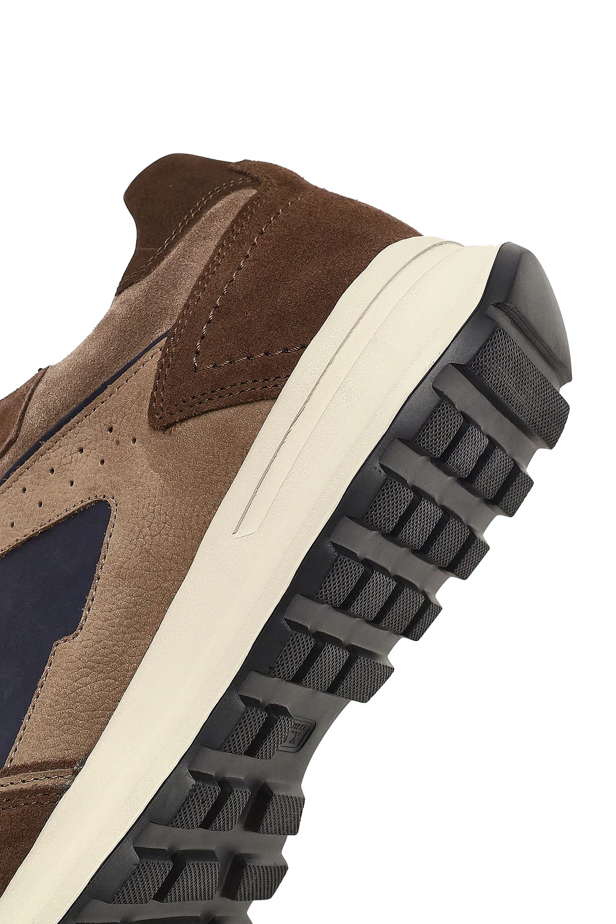 Erkek Kahverengi Bağcıklı Deri Sneaker - Image 8