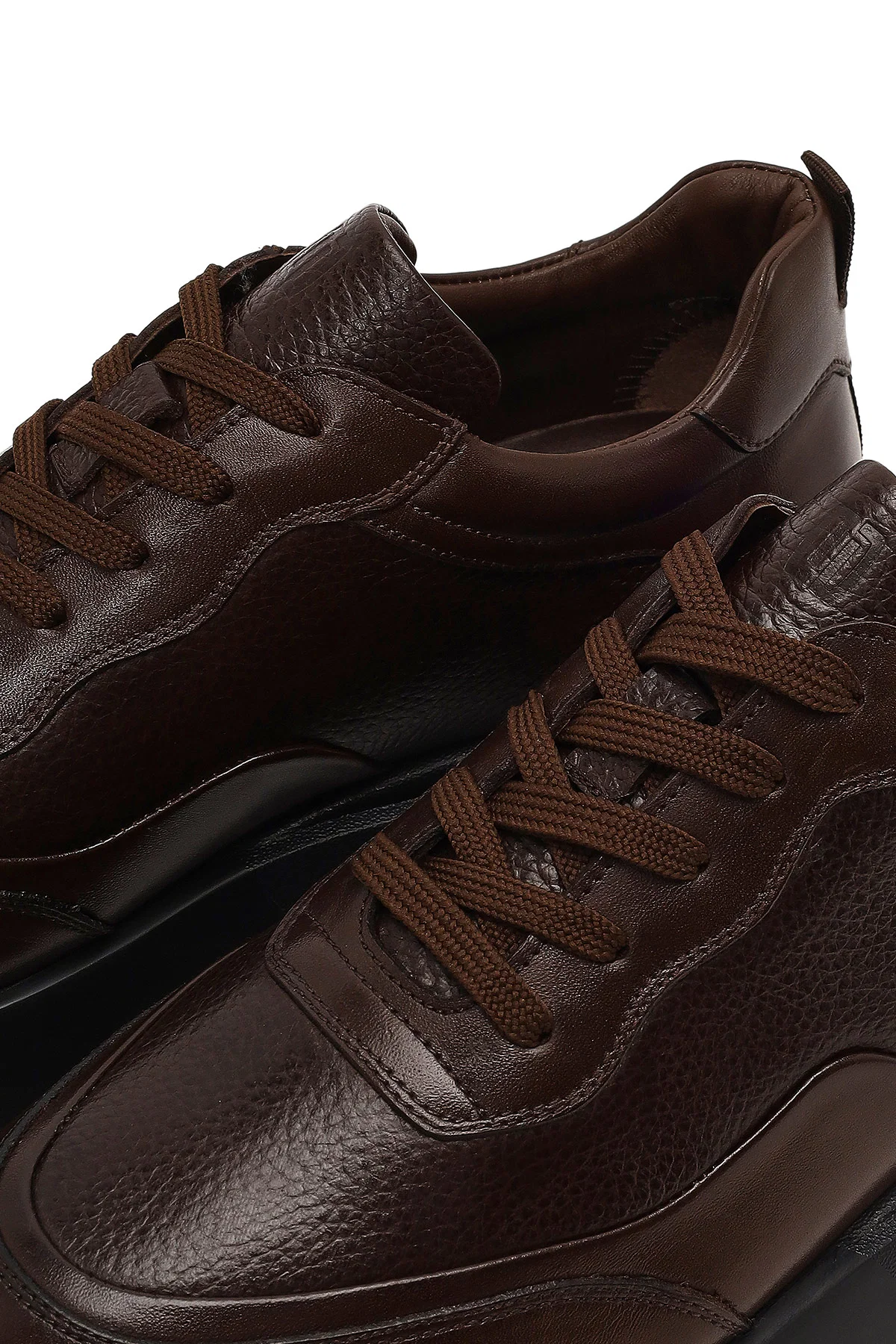 Erkek Kahverengi Bağcıklı Kalın Tabanlı Deri Sneaker - Image 10