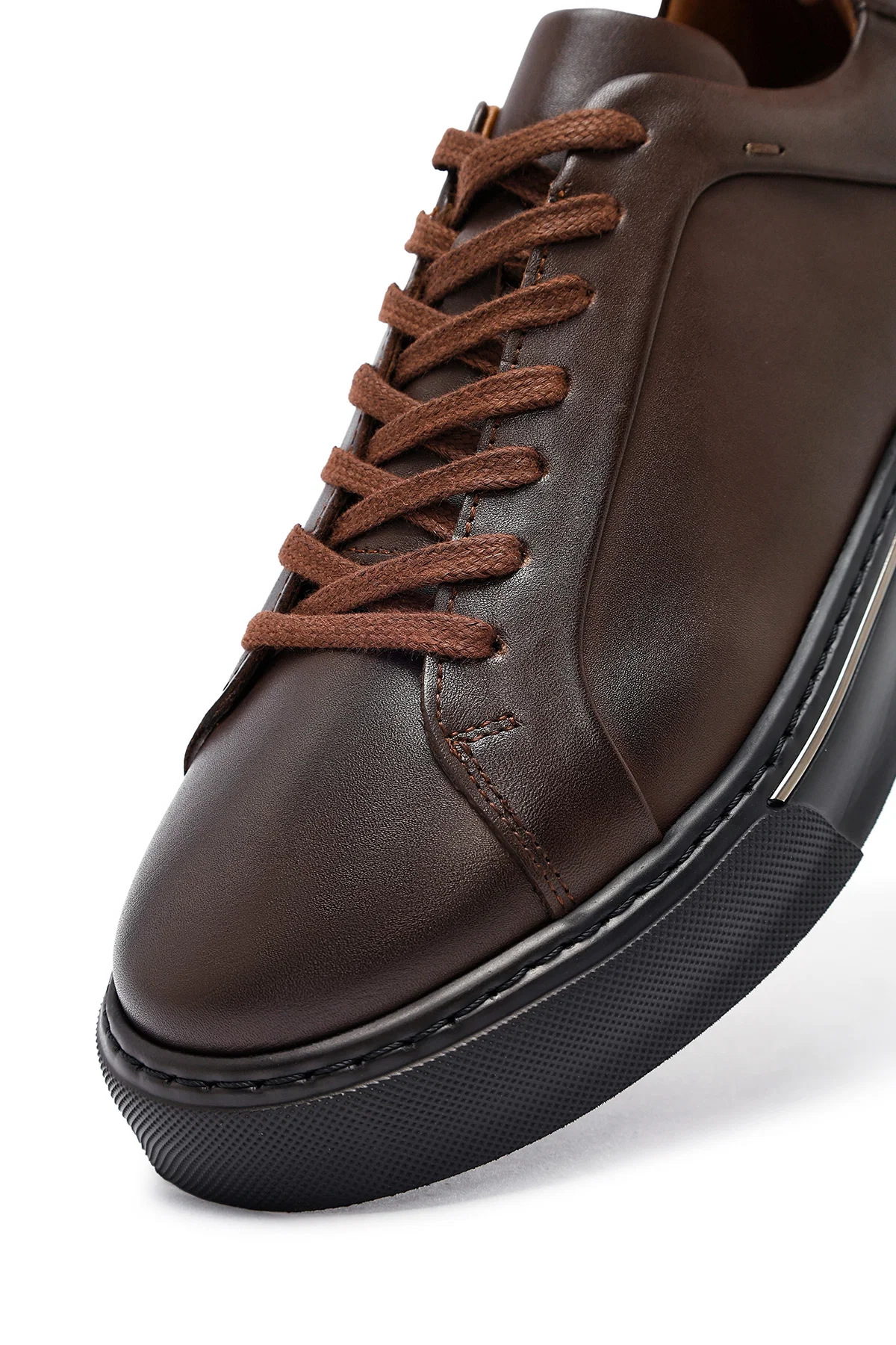 Erkek Kahverengi Bağcıklı Kalın Tabanlı Deri Sneaker - Image 8