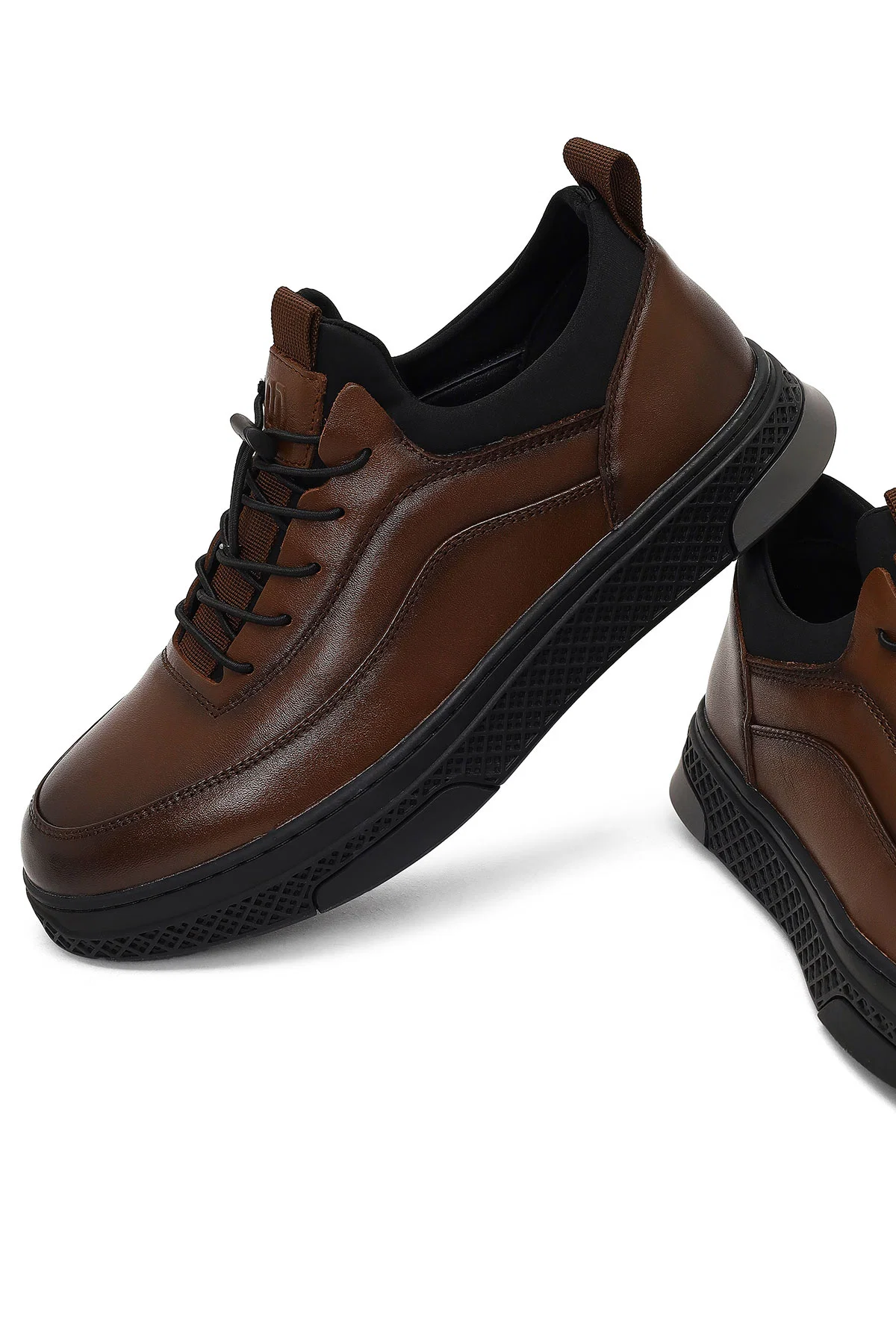 Erkek Kahverengi Bağcıklı Kalın Tabanlı Deri Sneaker - Image 10