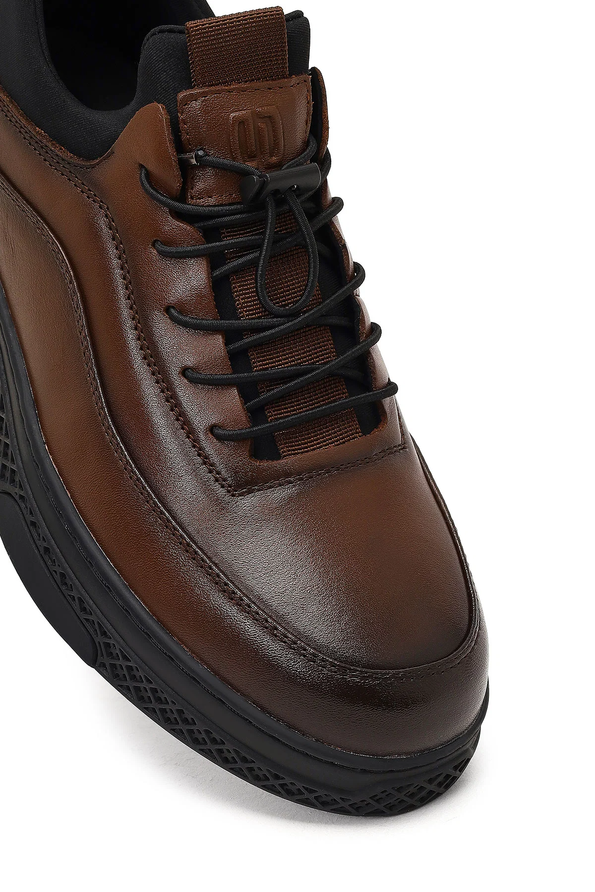 Erkek Kahverengi Bağcıklı Kalın Tabanlı Deri Sneaker - Image 9