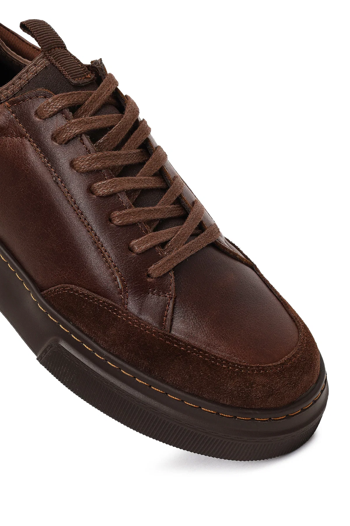 Erkek Kahverengi Bağcıklı Kalın Tabanlı Deri Sneaker - Image 9
