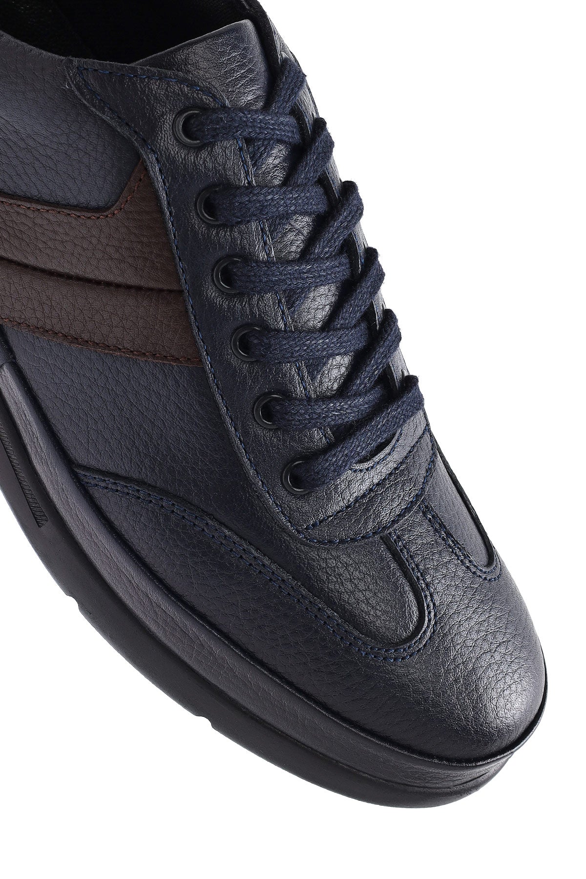 Erkek Lacivert Bağcıklı Deri Casual Sneaker - Image 9
