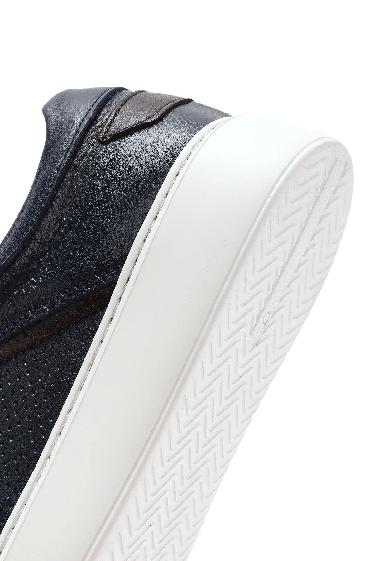 Erkek Lacivert Bağcıklı Deri Sneaker - Image 8