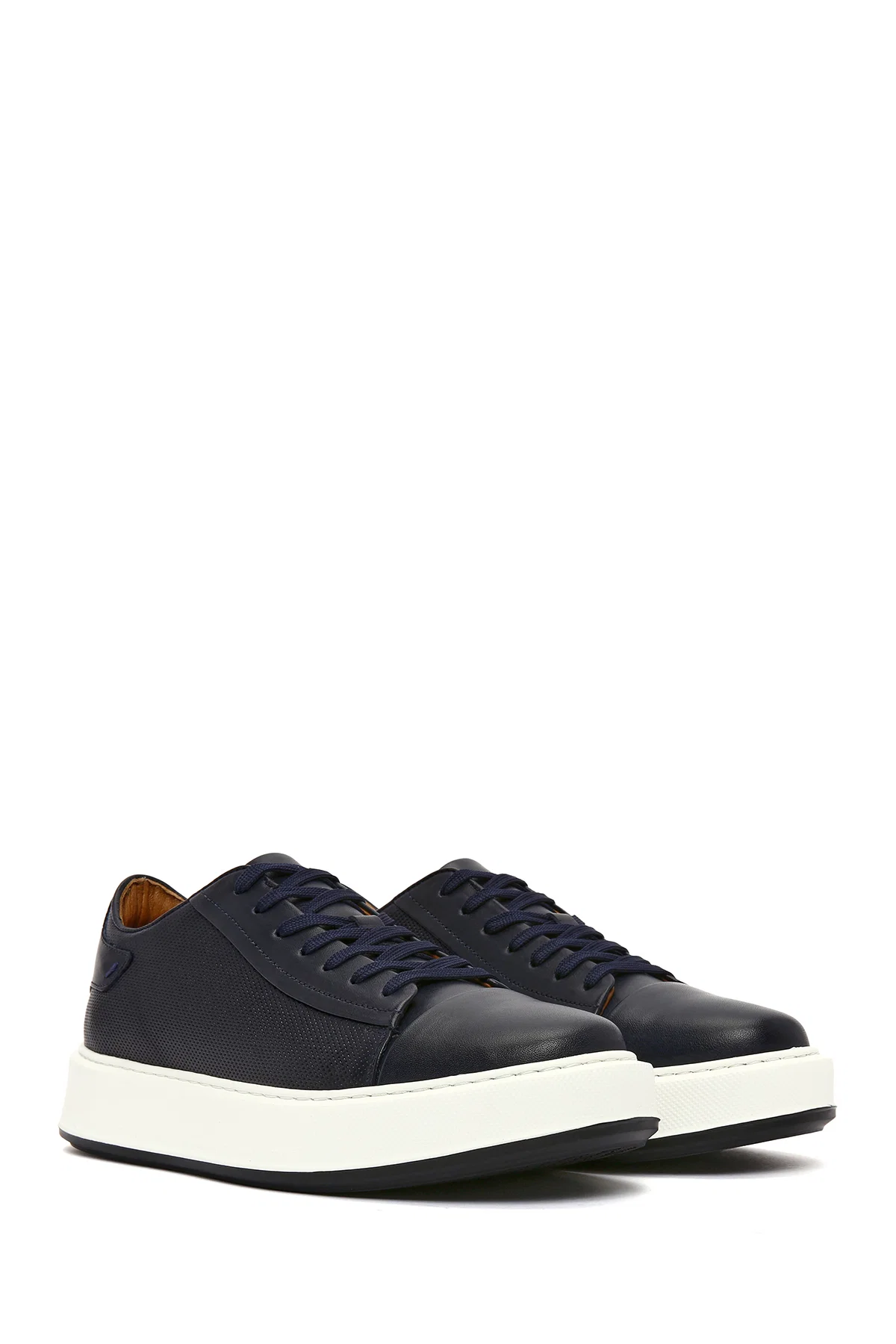 Erkek Lacivert Bağcıklı Kalın Tabanlı Deri Sneaker - Image 3