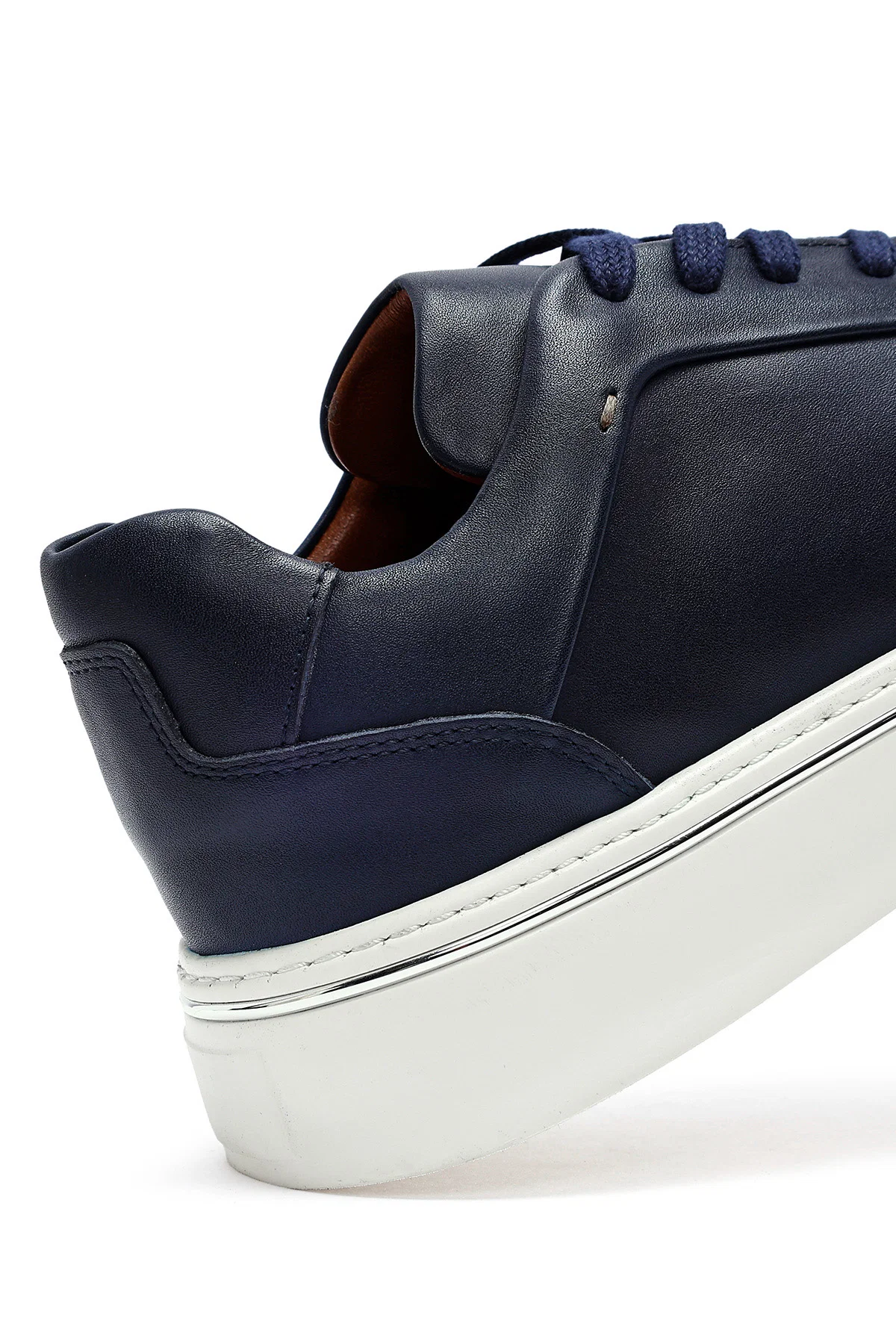 Erkek Lacivert Bağcıklı Kalın Tabanlı Deri Sneaker - Image 9