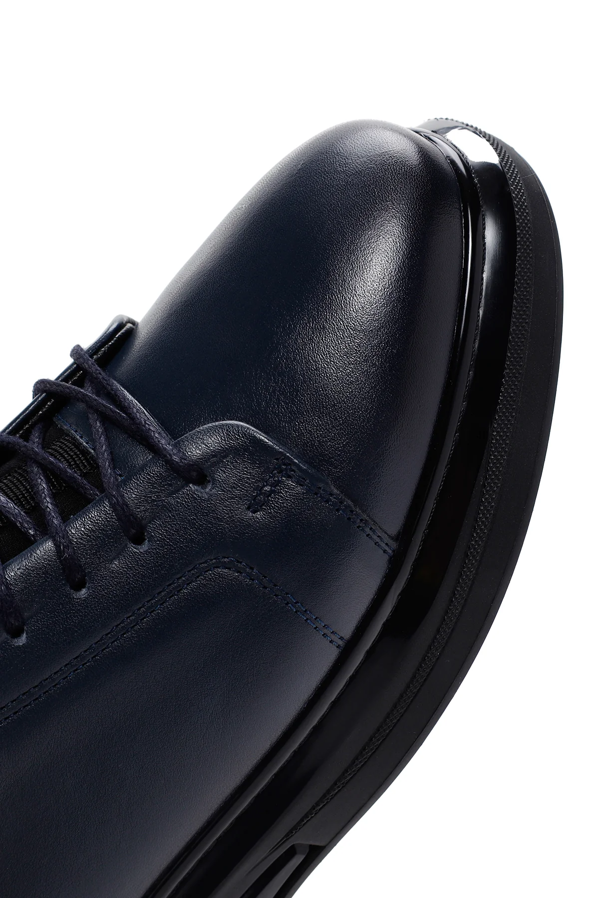 Erkek Lacivert Bağcıklı Kalın Tabanlı Deri Sneaker - Image 9