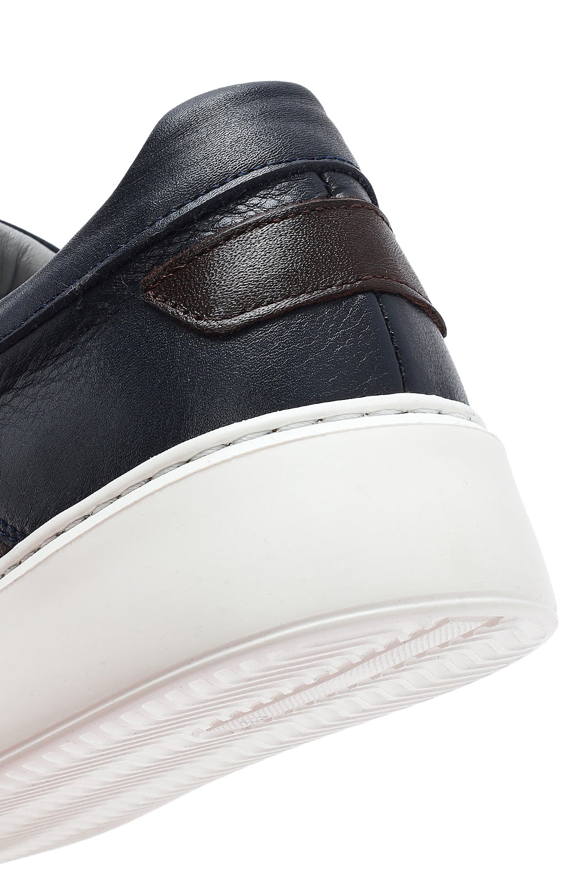 Erkek Lacivert Bağcıklı Kalın Tabanlı Deri Sneaker - Image 9