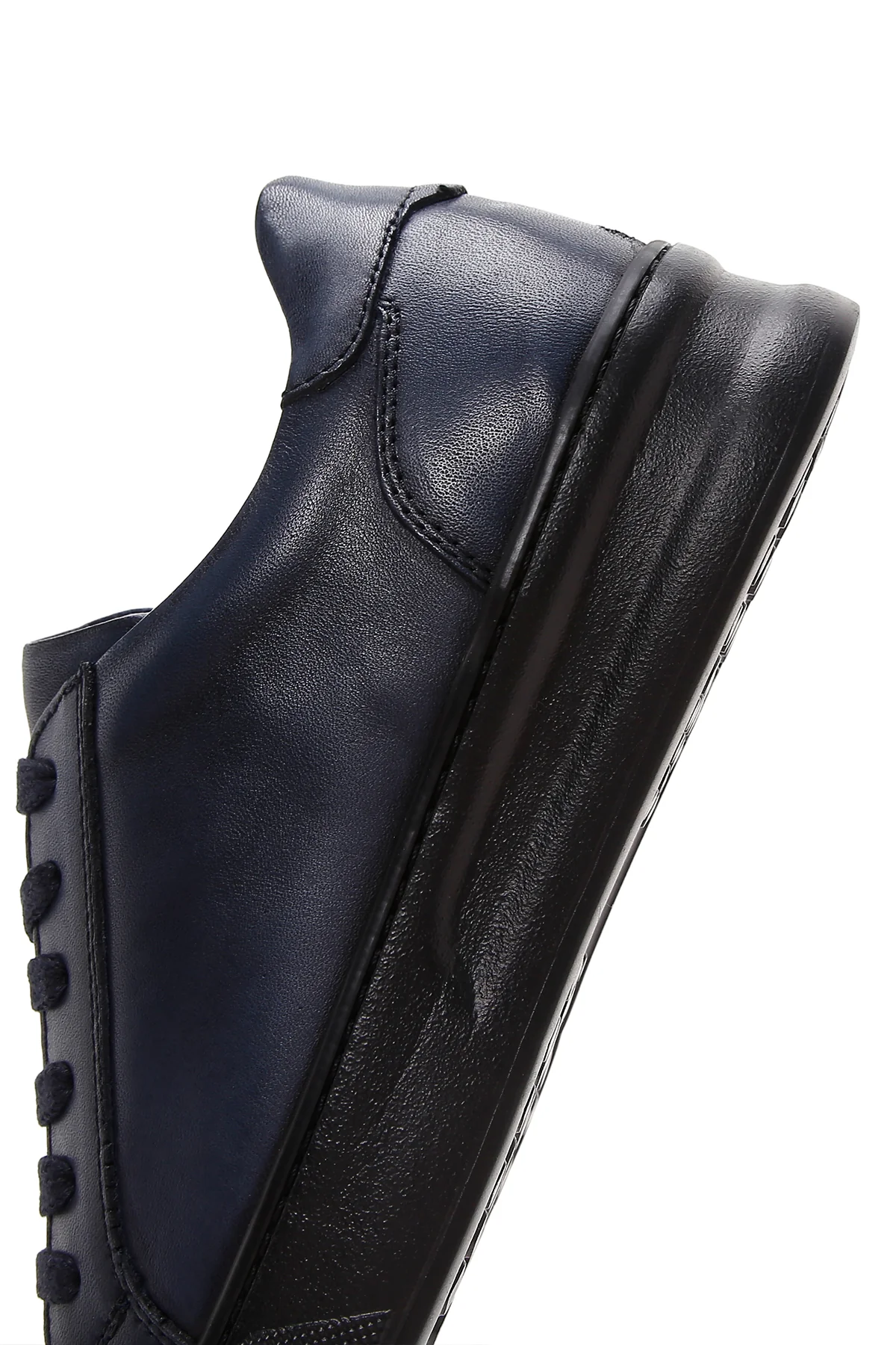 Erkek Lacivert Deri Sneaker - Image 8