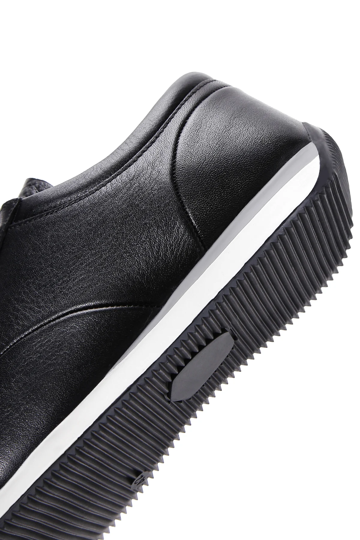 Erkek Siyah Bağcıklı Deri Casual Sneaker - Image 8