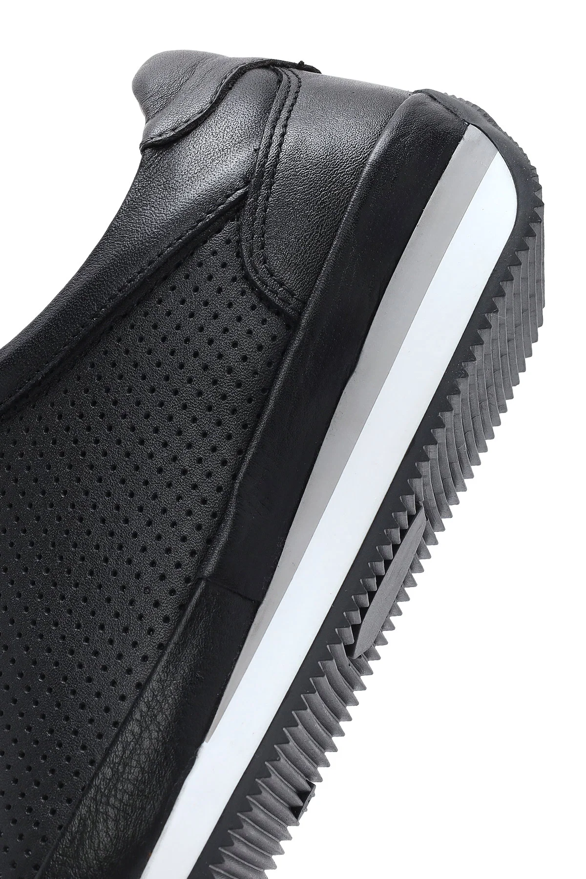 Erkek Siyah Bağcıklı Deri Casual Sneaker - Image 9