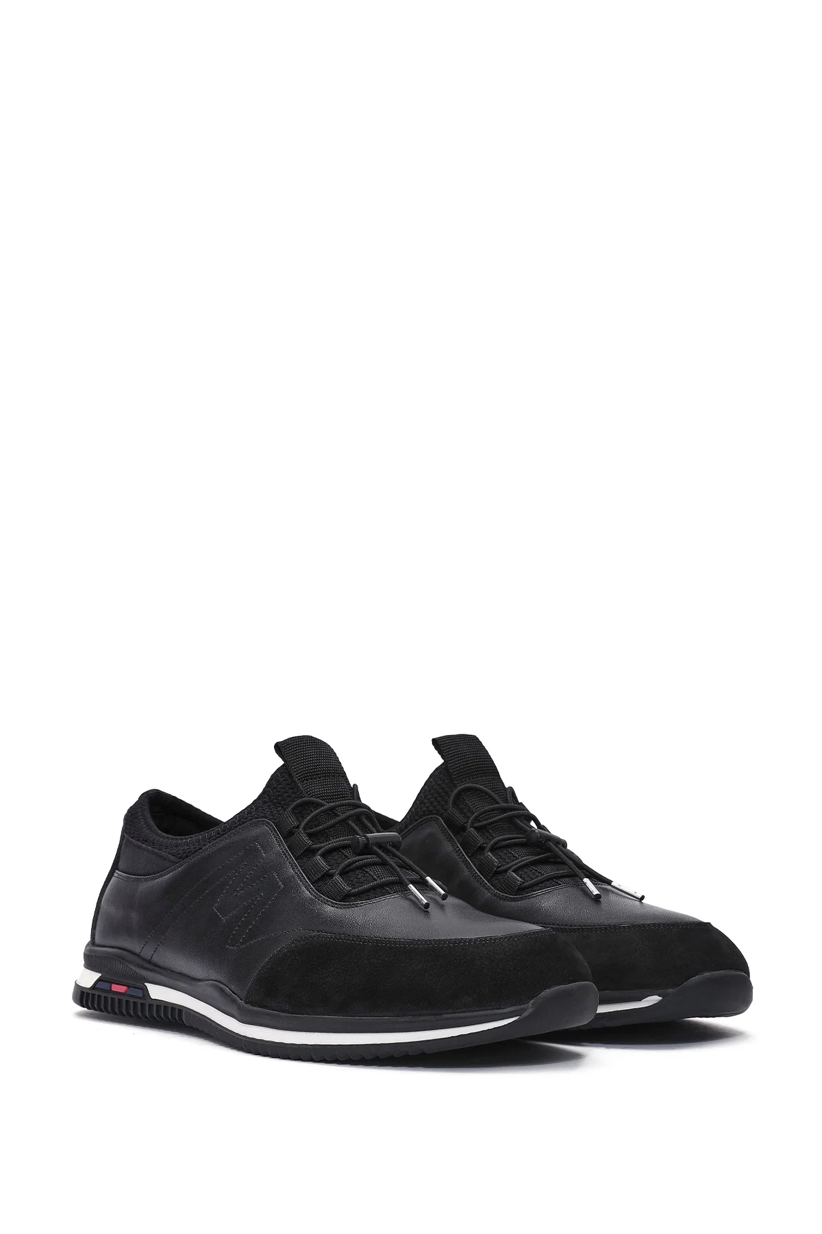 Erkek Siyah Bağcıklı Deri Casual Sneaker - Image 3