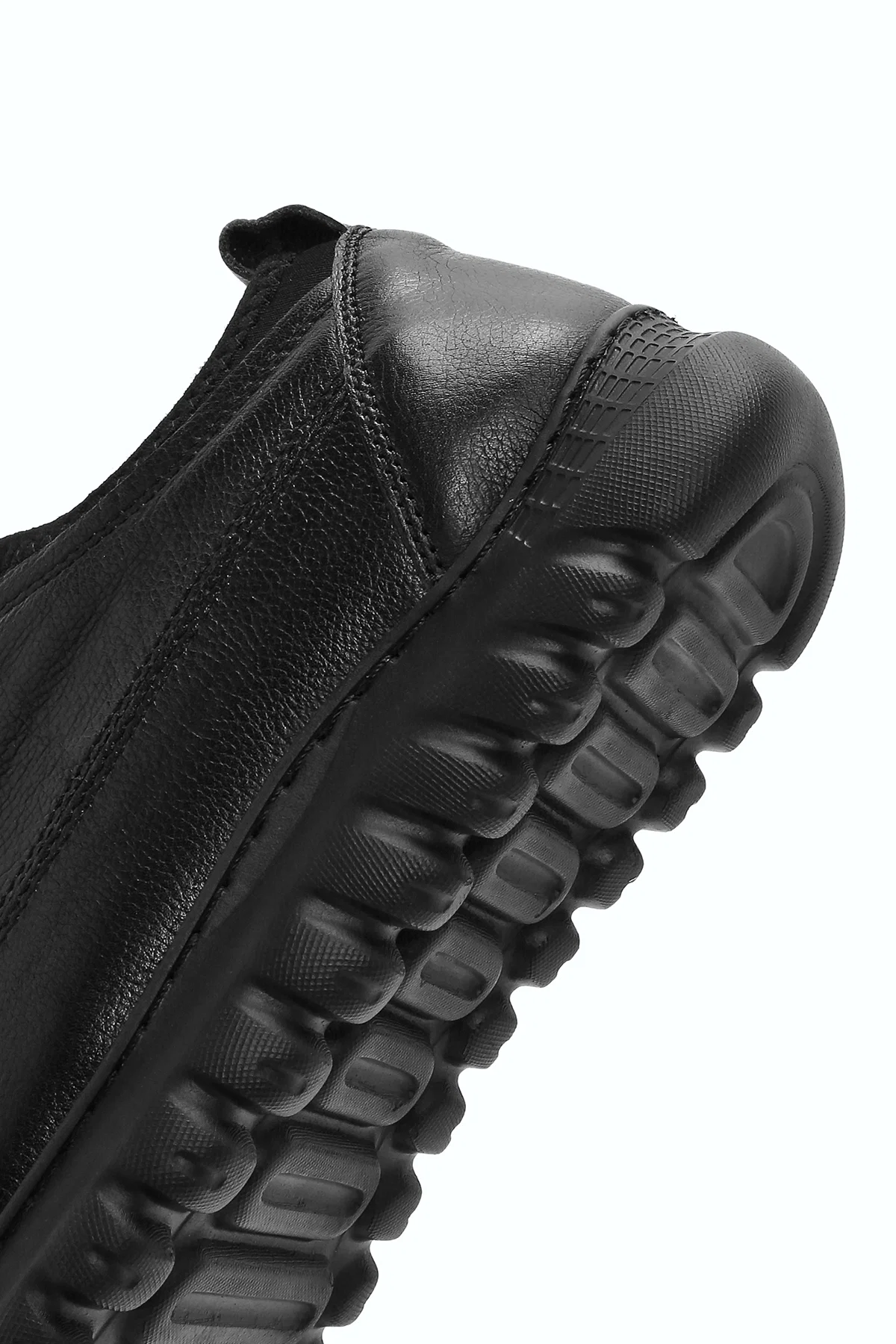 Erkek Siyah Bağcıklı Deri Casual Sneaker - Image 9