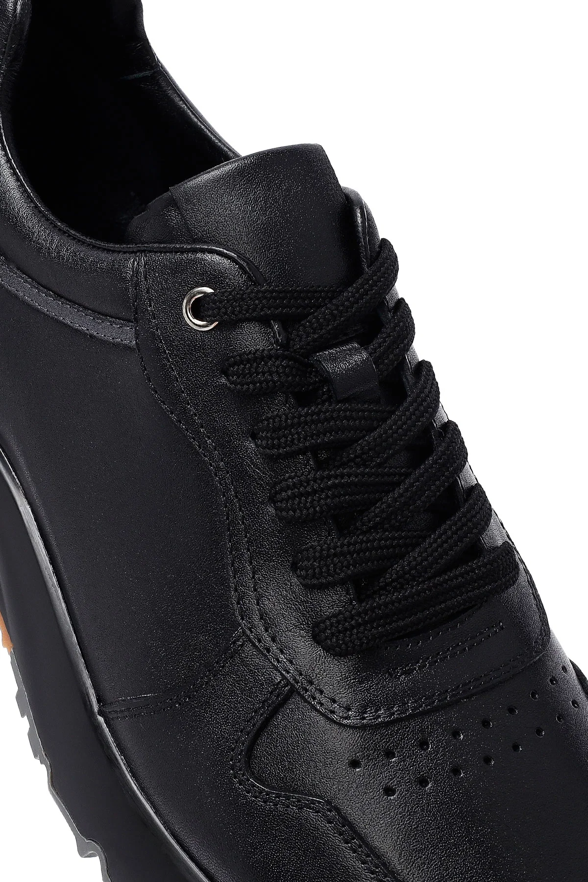 Erkek Siyah Bağcıklı Deri Casual Sneaker - Image 9