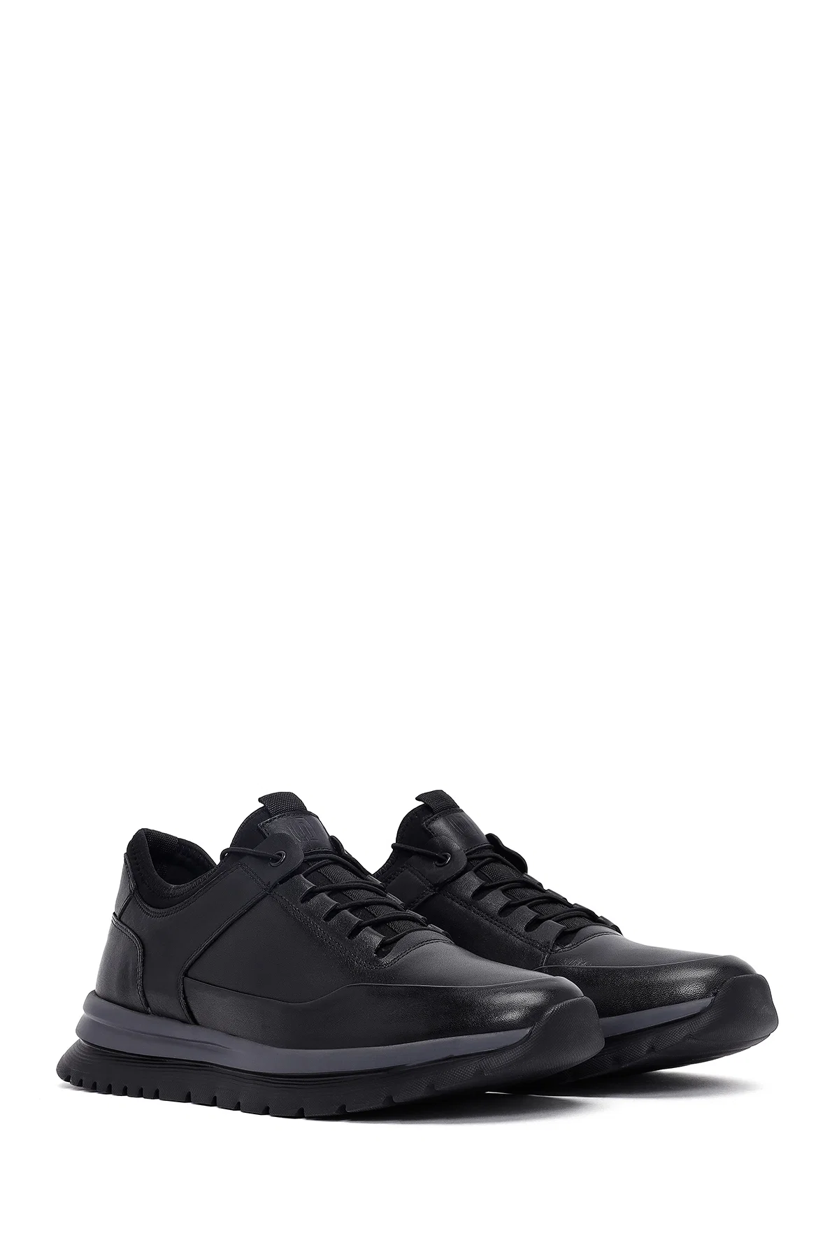 Erkek Siyah Bağcıklı Deri Casual Sneaker - Image 3
