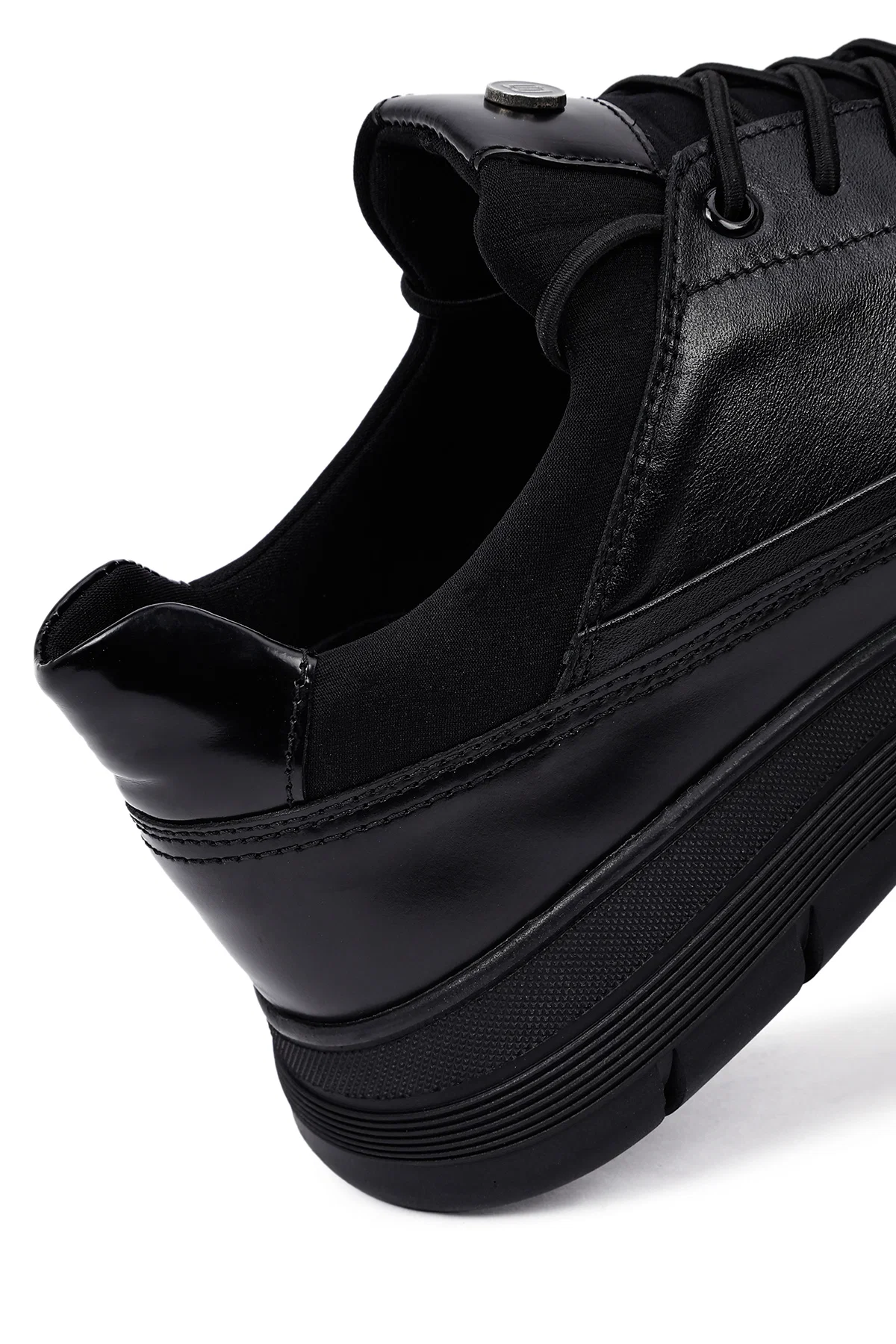 Erkek Siyah Bağcıklı Deri Casual Sneaker - Image 10