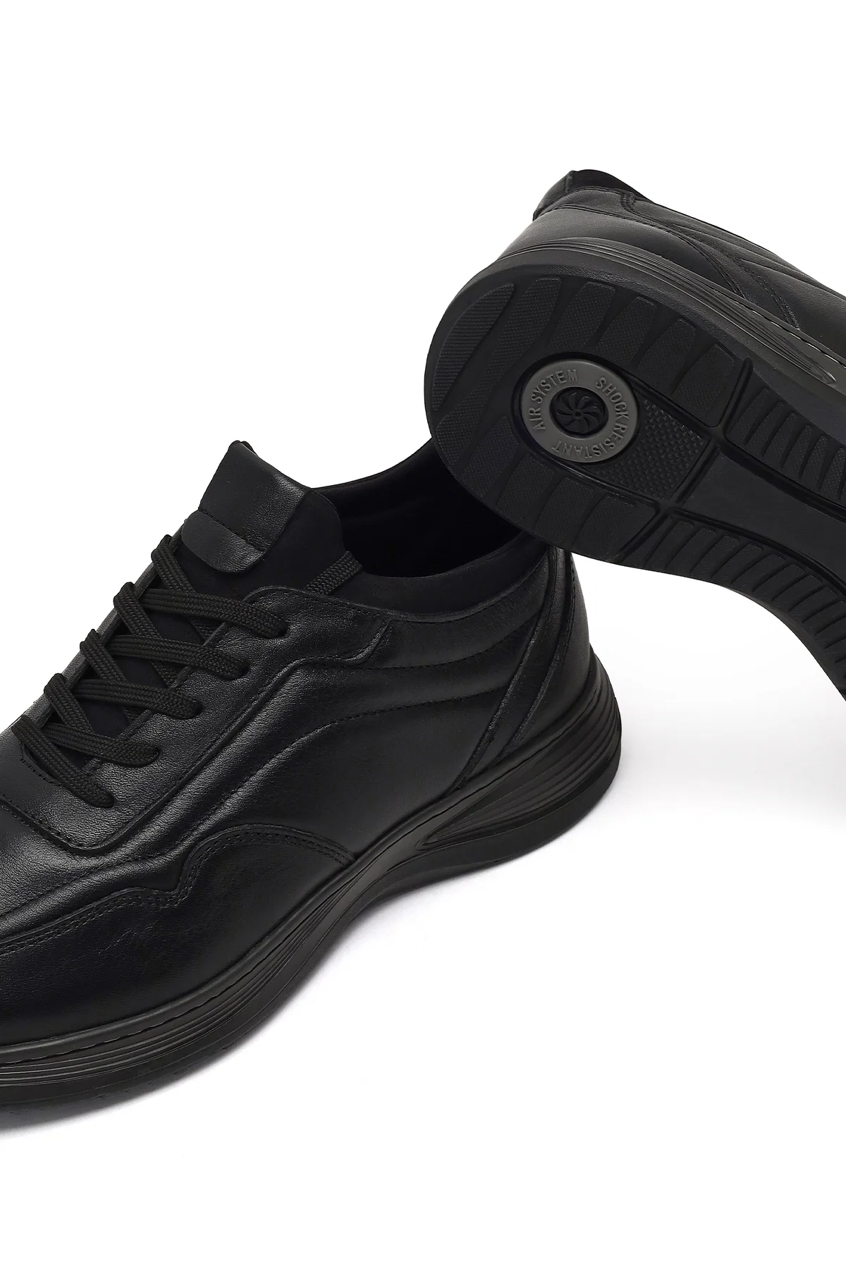 Erkek Siyah Bağcıklı Kalın Tabanlı Deri Casual Sneaker - Image 10
