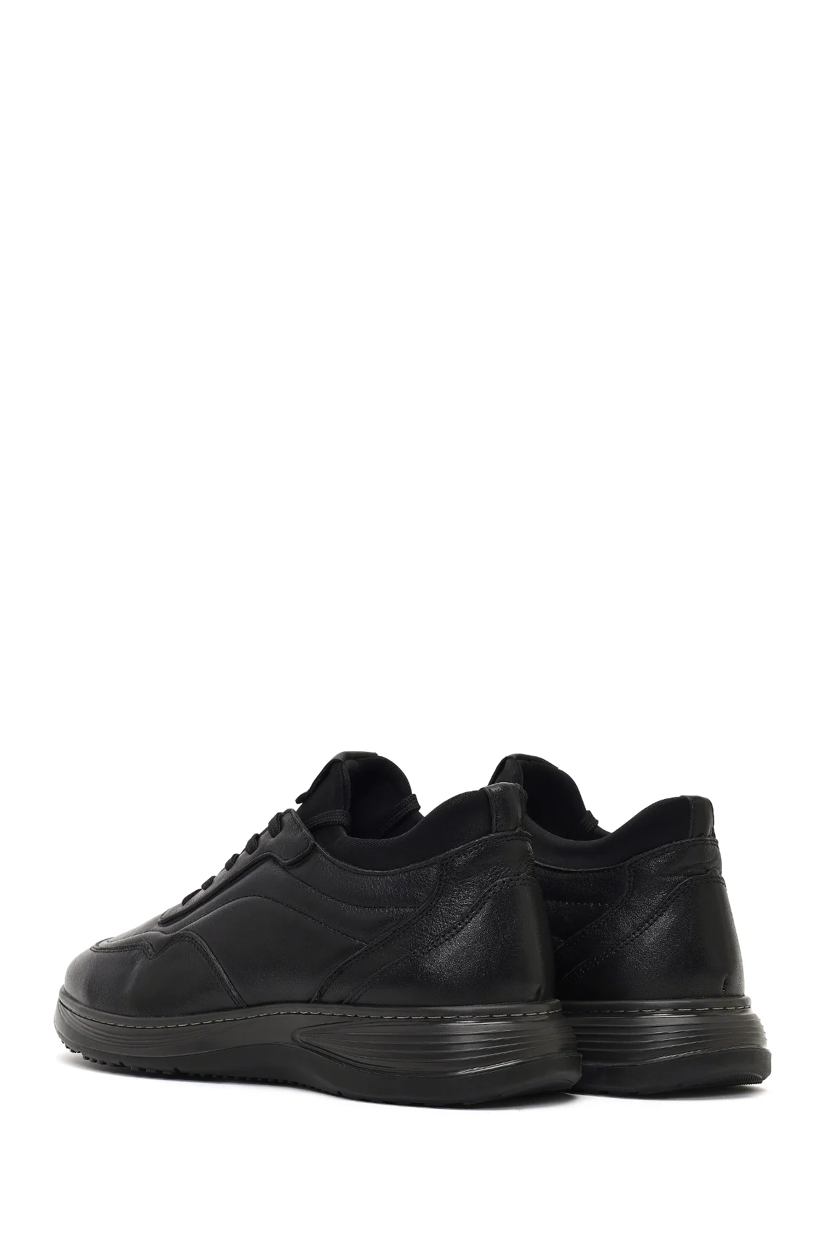 Erkek Siyah Bağcıklı Kalın Tabanlı Deri Casual Sneaker - Image 5