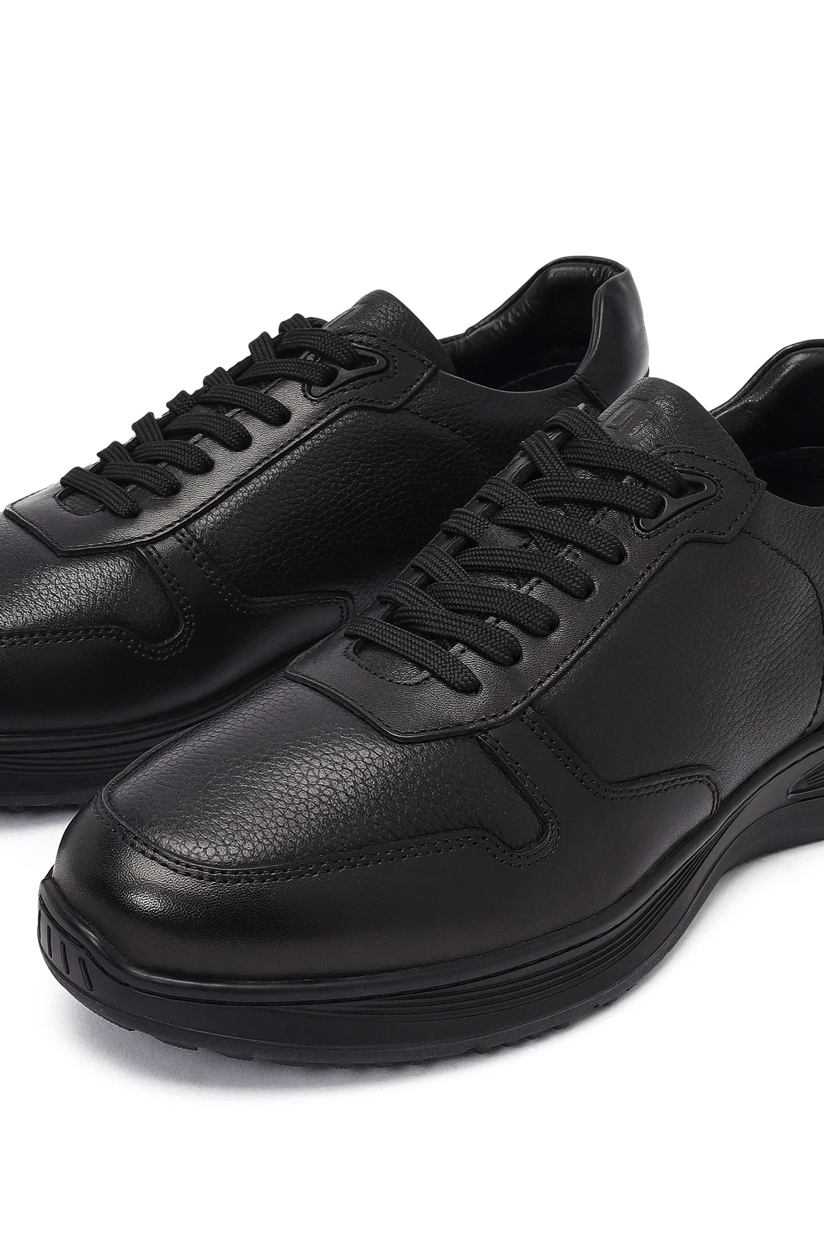 Erkek Siyah Bağcıklı Deri Casual Sneaker - Image 9