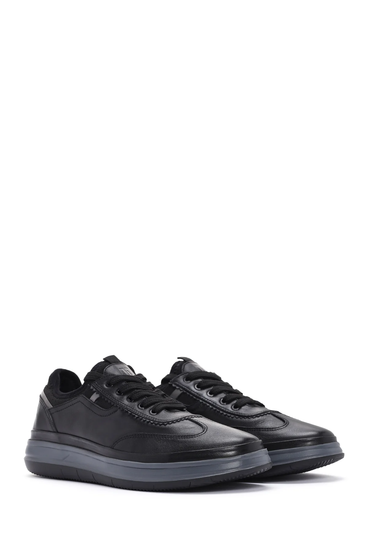 Erkek Siyah Bağcıklı Deri Sneaker - Image 3