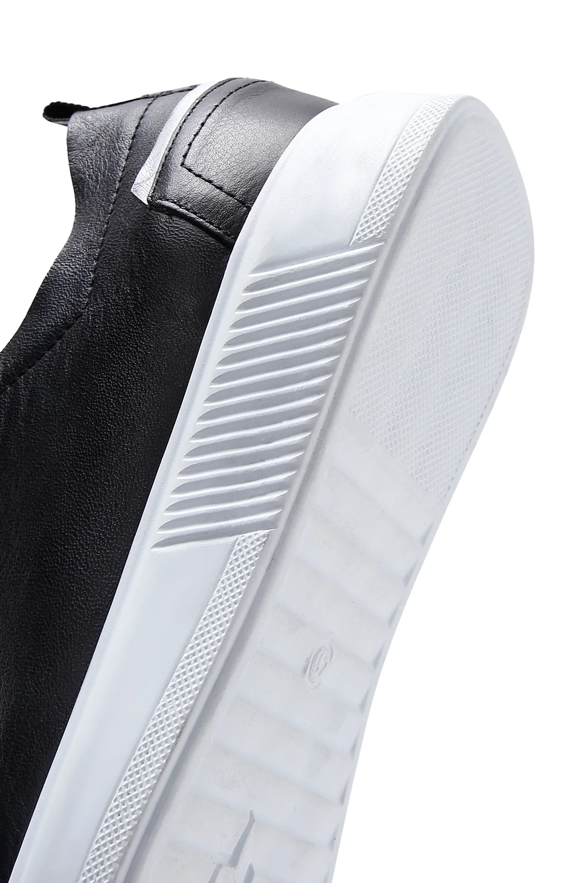 Erkek Siyah Bağcıklı Deri Sneaker - Image 8