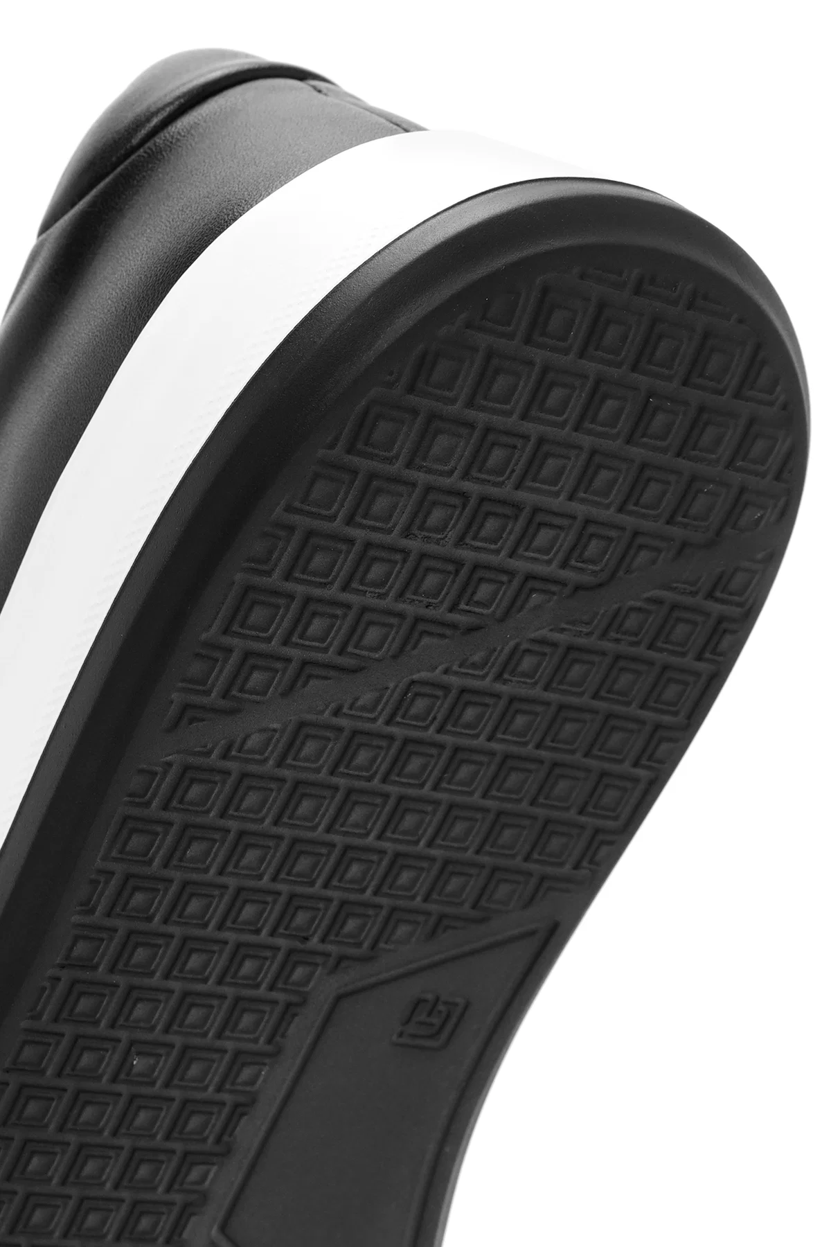 Erkek Siyah Bağcıklı Deri Sneaker - Image 8