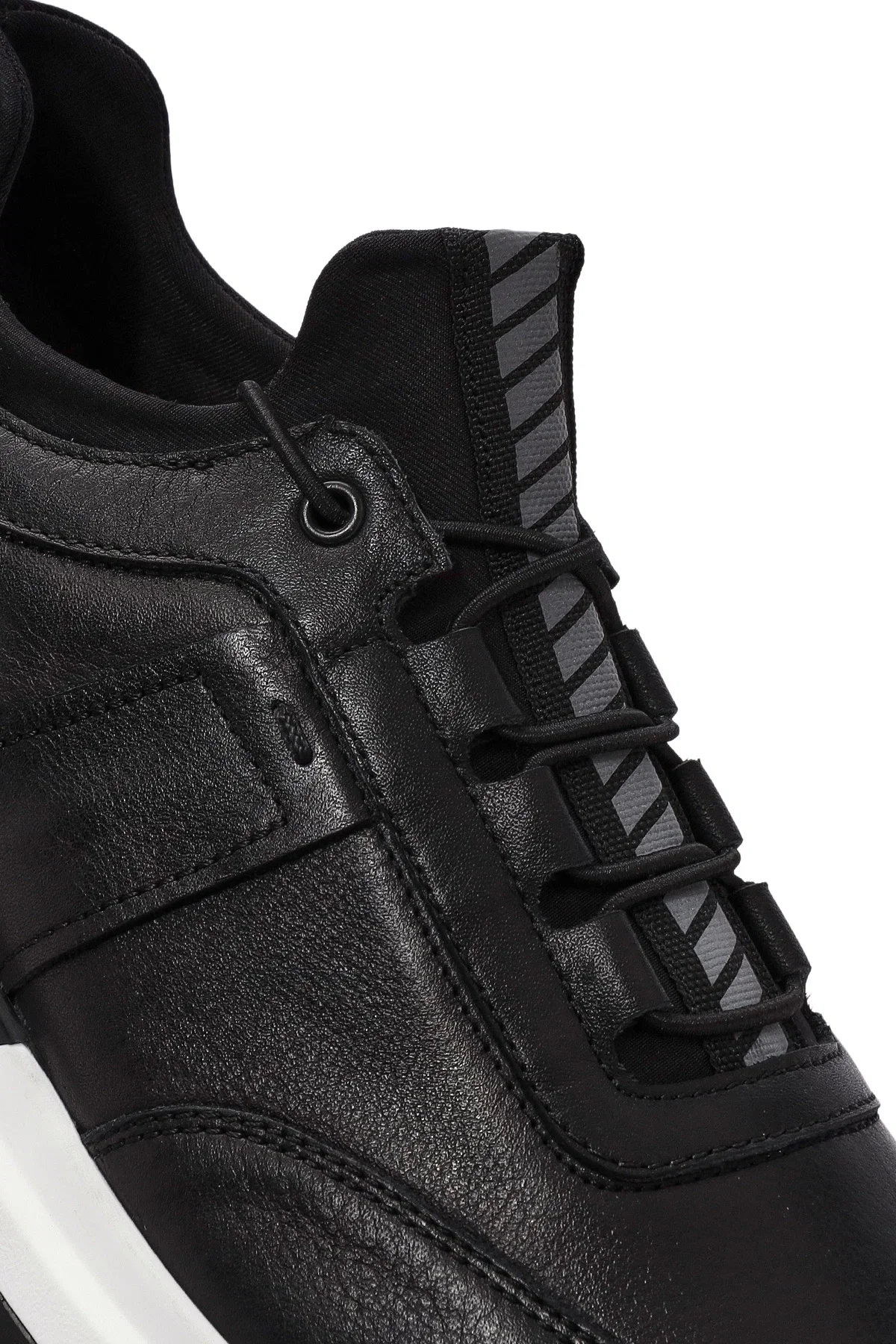 Erkek Siyah Bağcıklı Deri Sneaker - Image 9