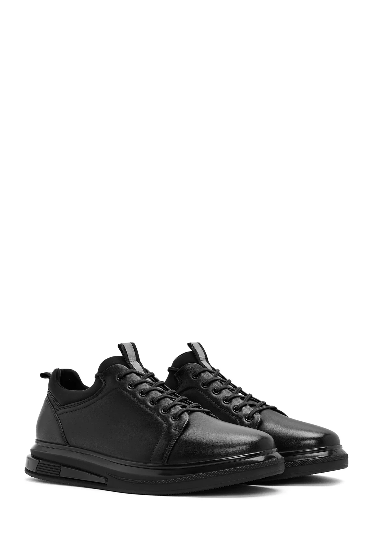 Erkek Siyah Bağcıklı Deri Sneaker - Image 3