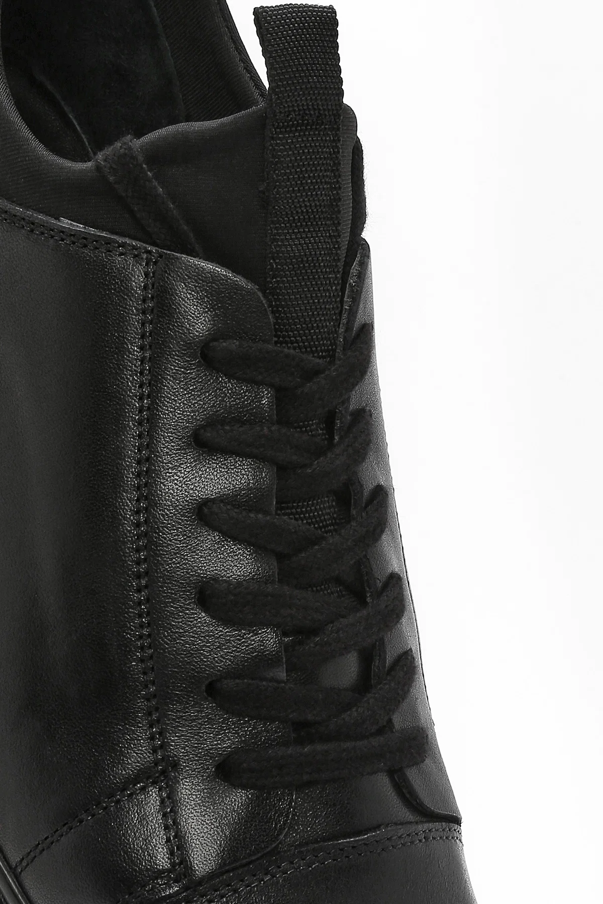 Erkek Siyah Bağcıklı Deri Sneaker - Image 9