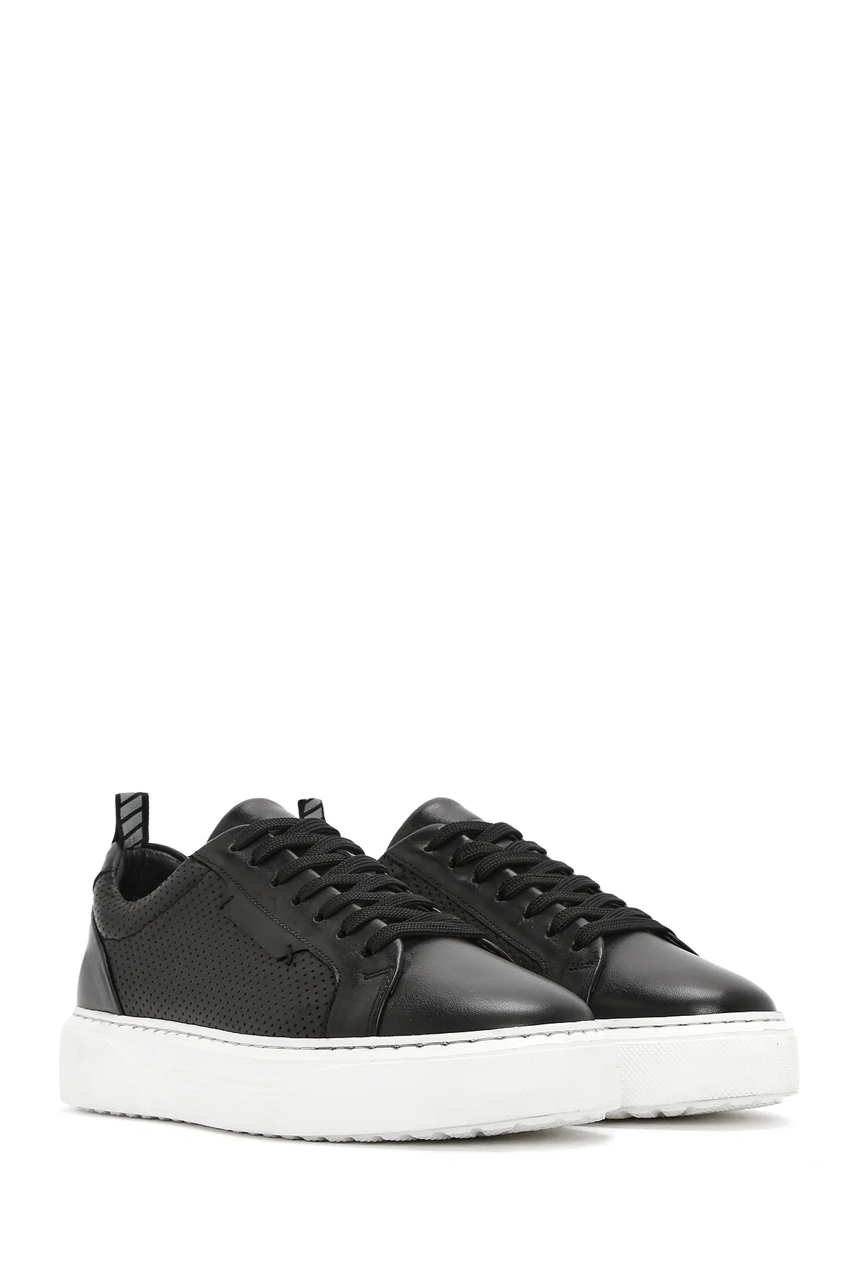Erkek Siyah Bağcıklı Deri Sneaker - Image 3