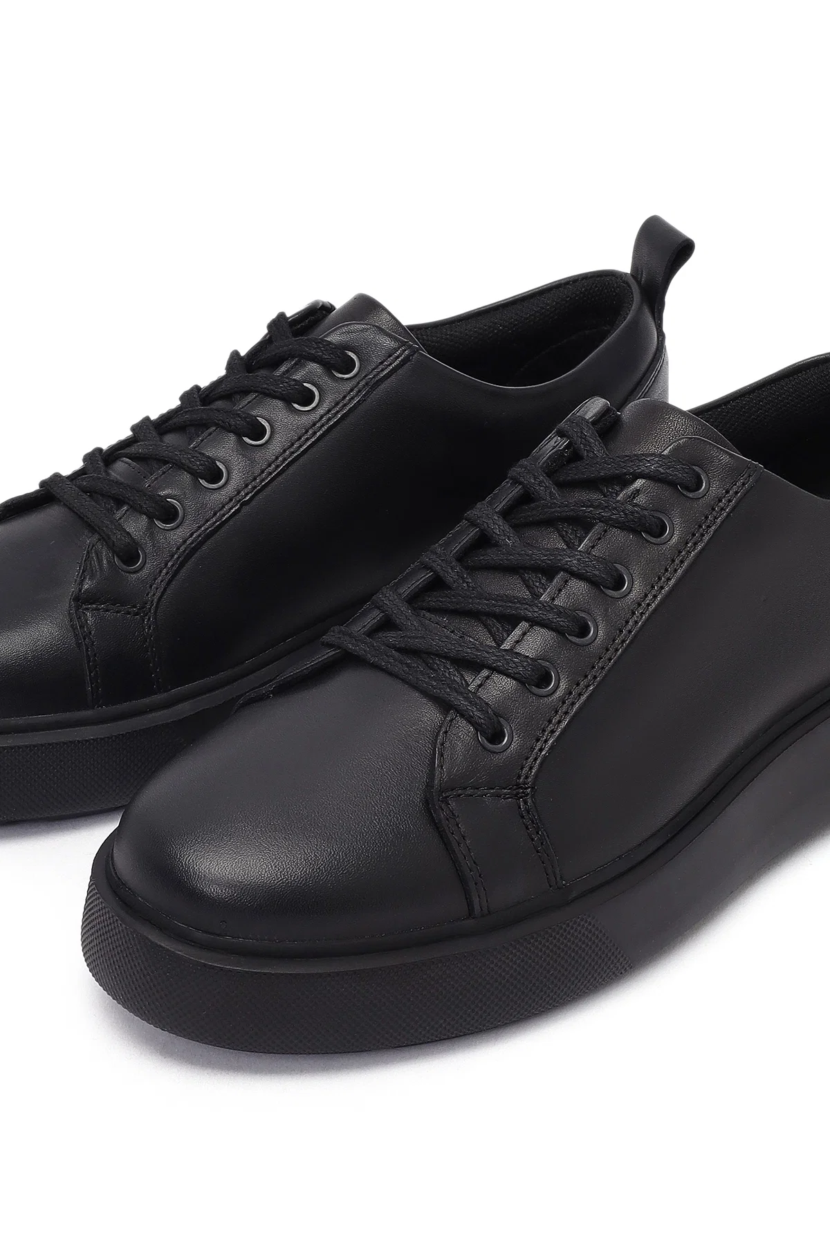 Erkek Siyah Bağcıklı Deri Sneaker - Image 10