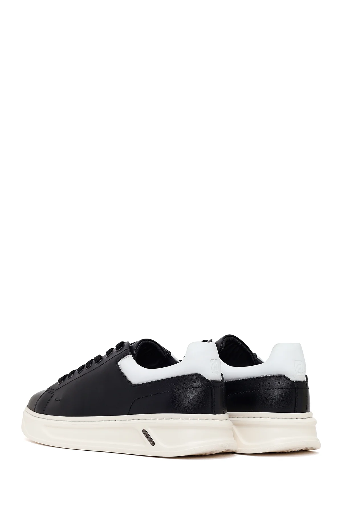 Erkek Siyah Bağcıklı Kalın Deri Sneaker - Image 6