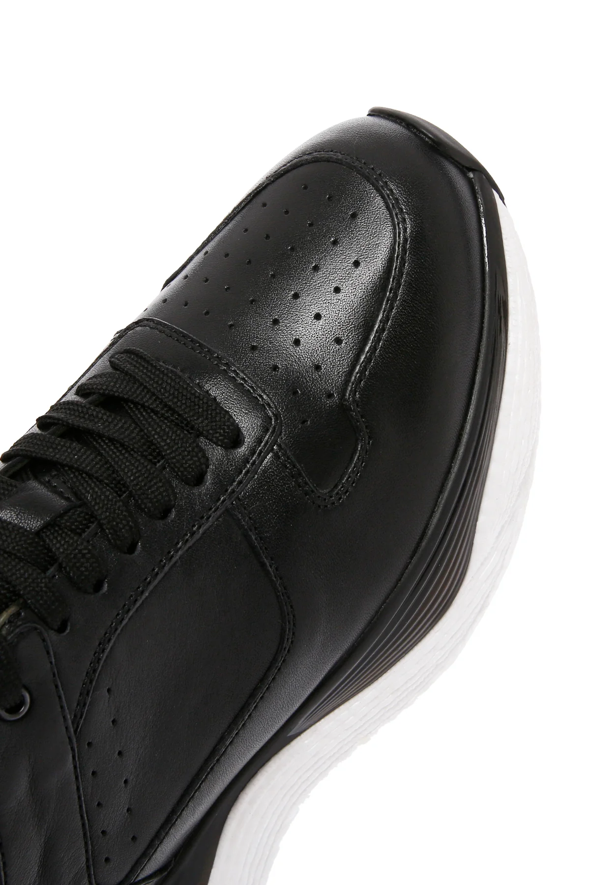 Erkek Siyah Bağcıklı Kalın Tabanlı Deri Casual Sneaker - Image 10