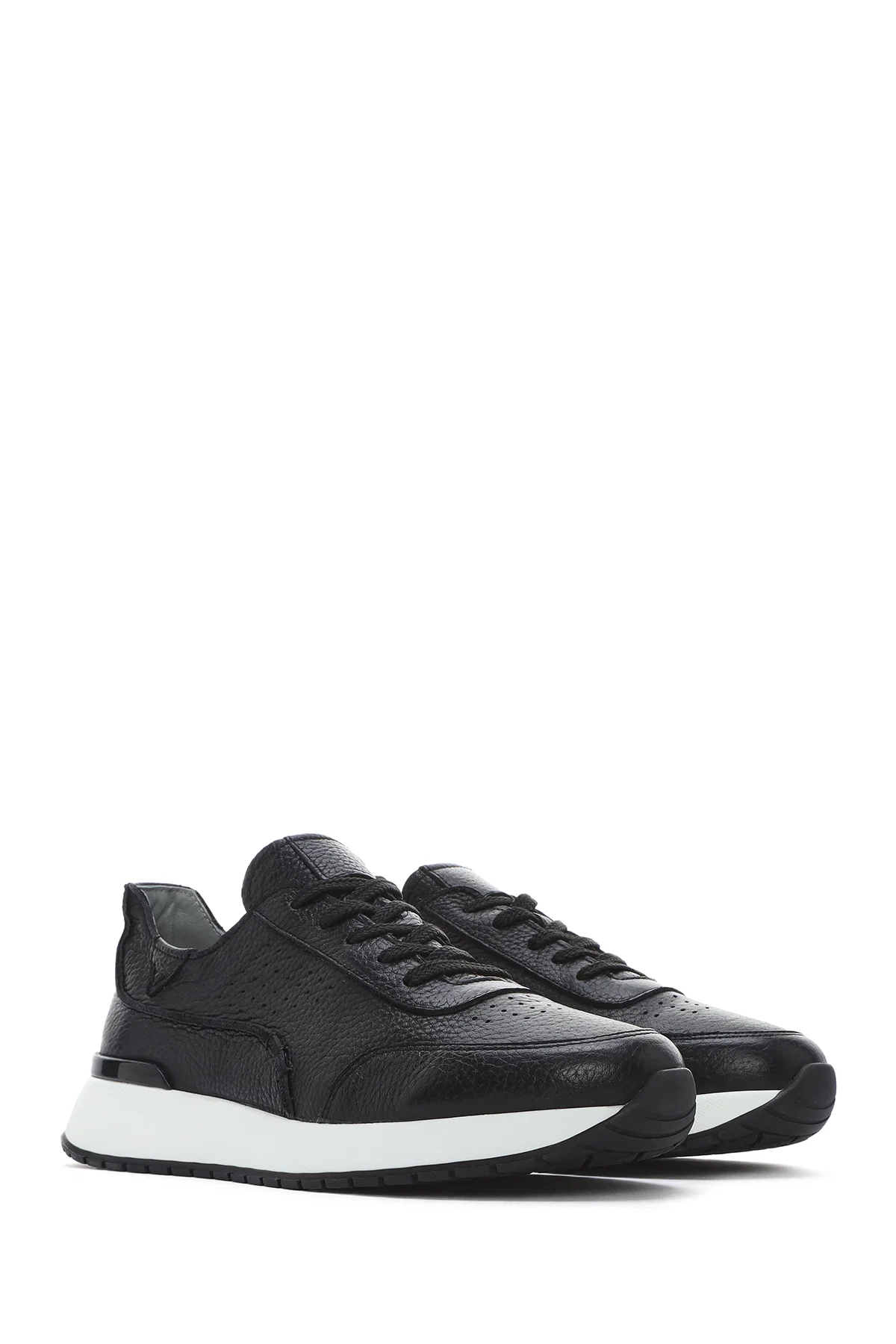 Erkek Siyah Bağcıklı Kalın Tabanlı Deri Casual Sneaker - Image 3