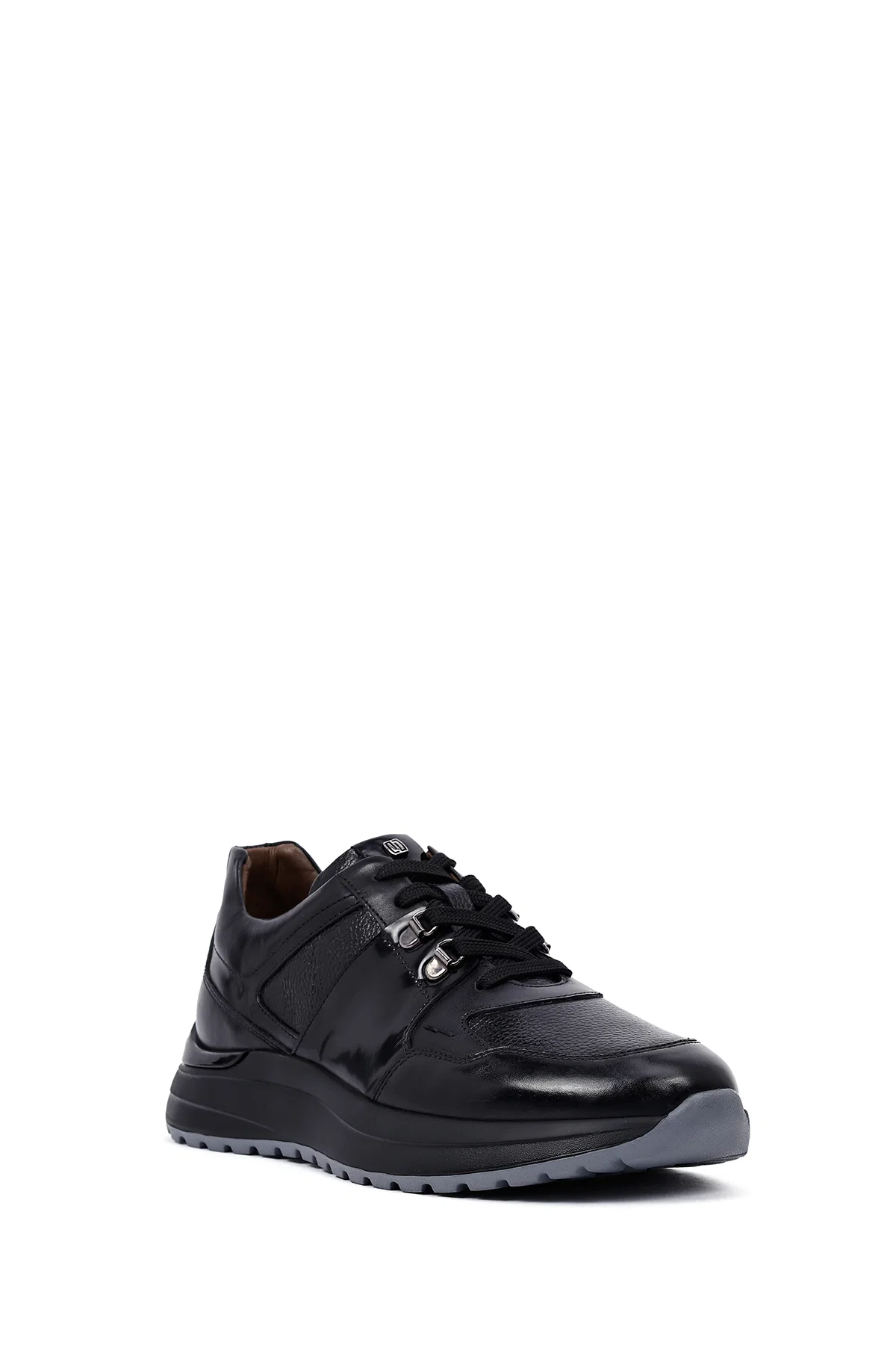 Erkek Siyah Bağcıklı Kalın Tabanlı Deri Casual Sneaker - Image 6